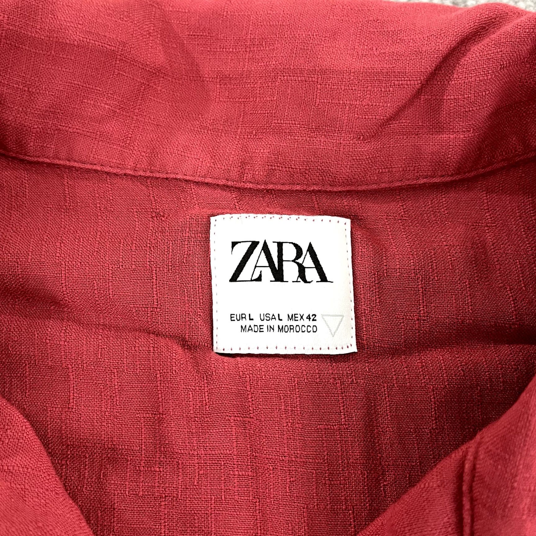 Zara VINTAGE Zara Mens Shirt Large Red Hawaiian Embroidered Viscose Button-Up Tropical Casual Size US L / EU 52-54 / 3 - 4 Thumbnail
