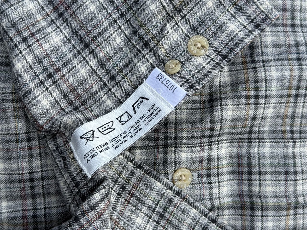 Balenciaga Balenciaga - Vintage Flannel Shirt Size US XXL / EU 58 / 5 - 8 Thumbnail