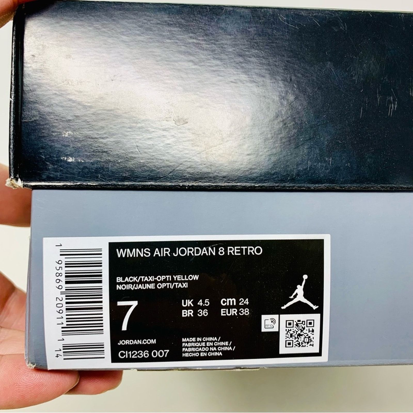 Jordan Brand Jordan 8 Retro 'Taxi' CI1236-007 Womens Size 7 Mens Size 6.5 Size US 7 / IT 37 - 12 Thumbnail