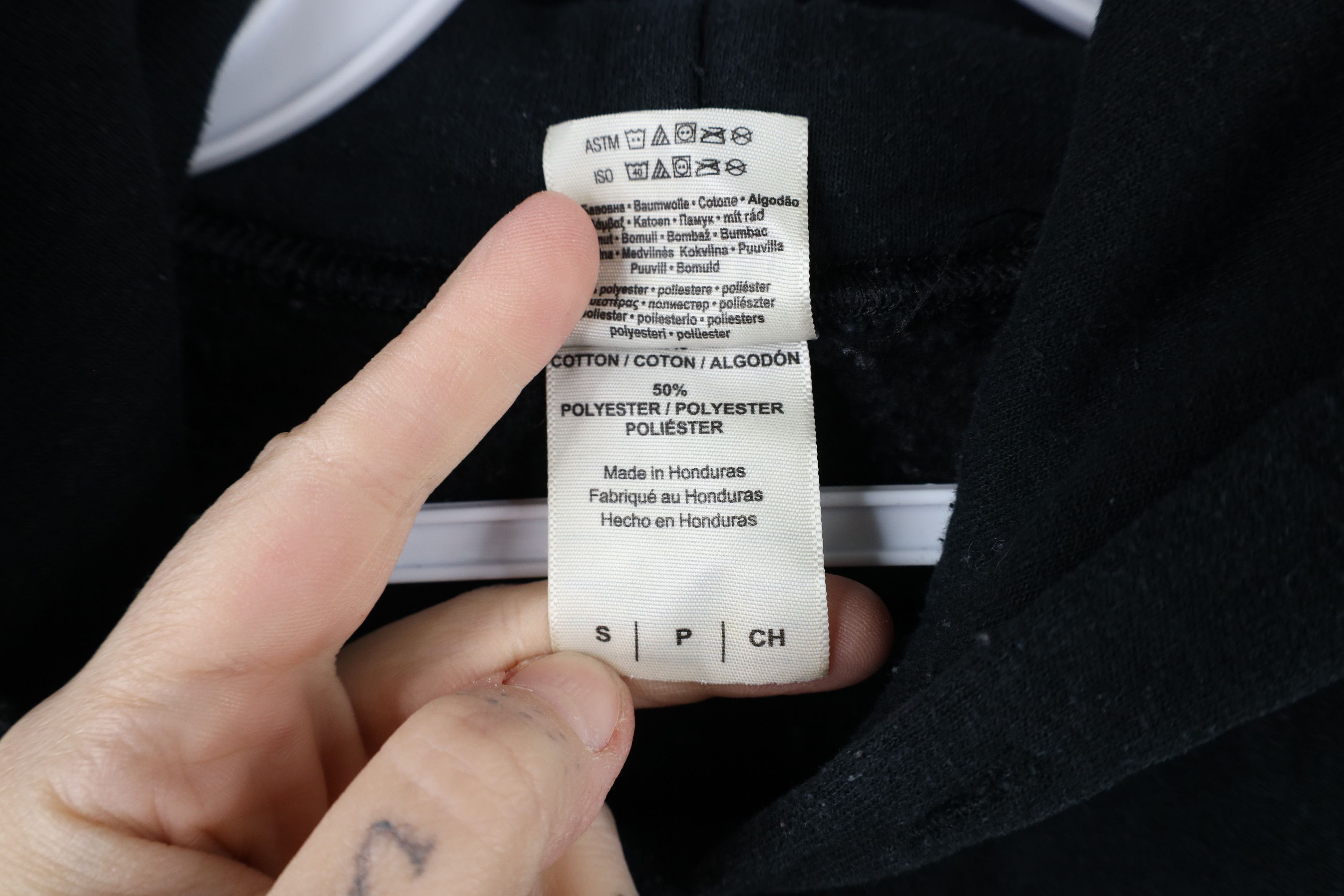 Vintage Vintage 90s Y2K Streetwear Blank Hoodie Sweatshirt Black Size US S / EU 44-46 / 1 - 7 Thumbnail