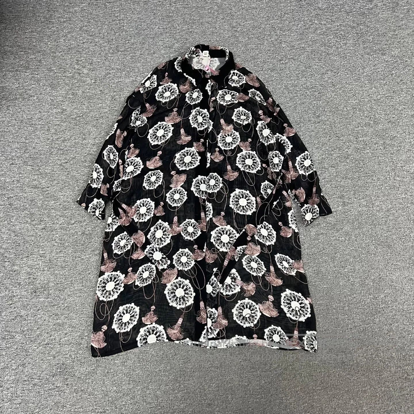 Hermes Hermes size 36 The floral pattern covers the entire dress; Size M / US 6-8 / IT 42-44 - 1 Thumbnail