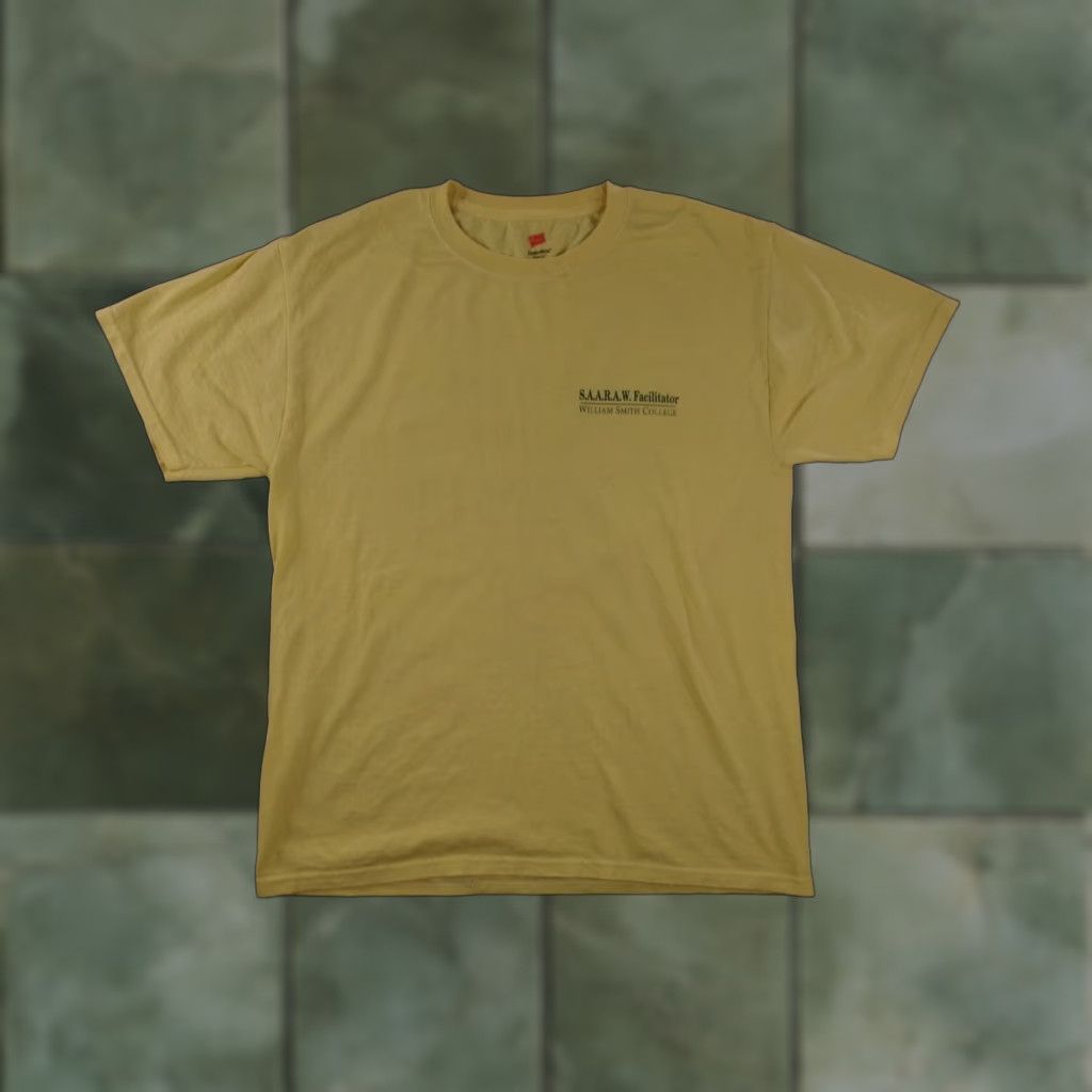 Hanes VINTAGE William Smith College Hanes Women T-Shirt Yellow Medium Crew Neck Short Sleeve Logo 90s College Basic Everyday Wear Mens/Womens? Size M / US 6-8 / IT 42-44 - 1 Thumbnail