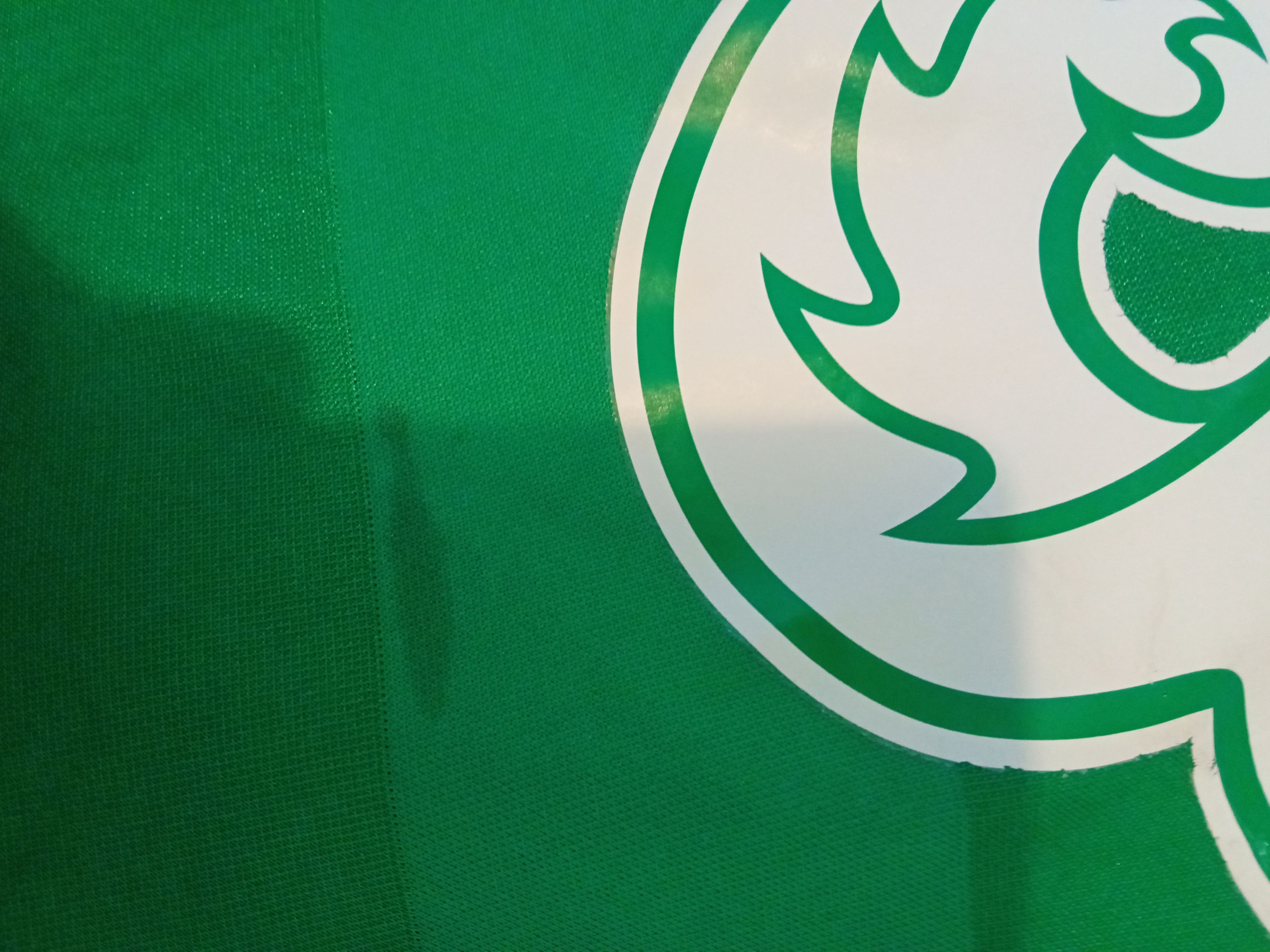 Umbro × Vintage Republic of Ireland Home football shirt 2016 - 2018 Size US L / EU 52-54 / 3 - 8 Thumbnail