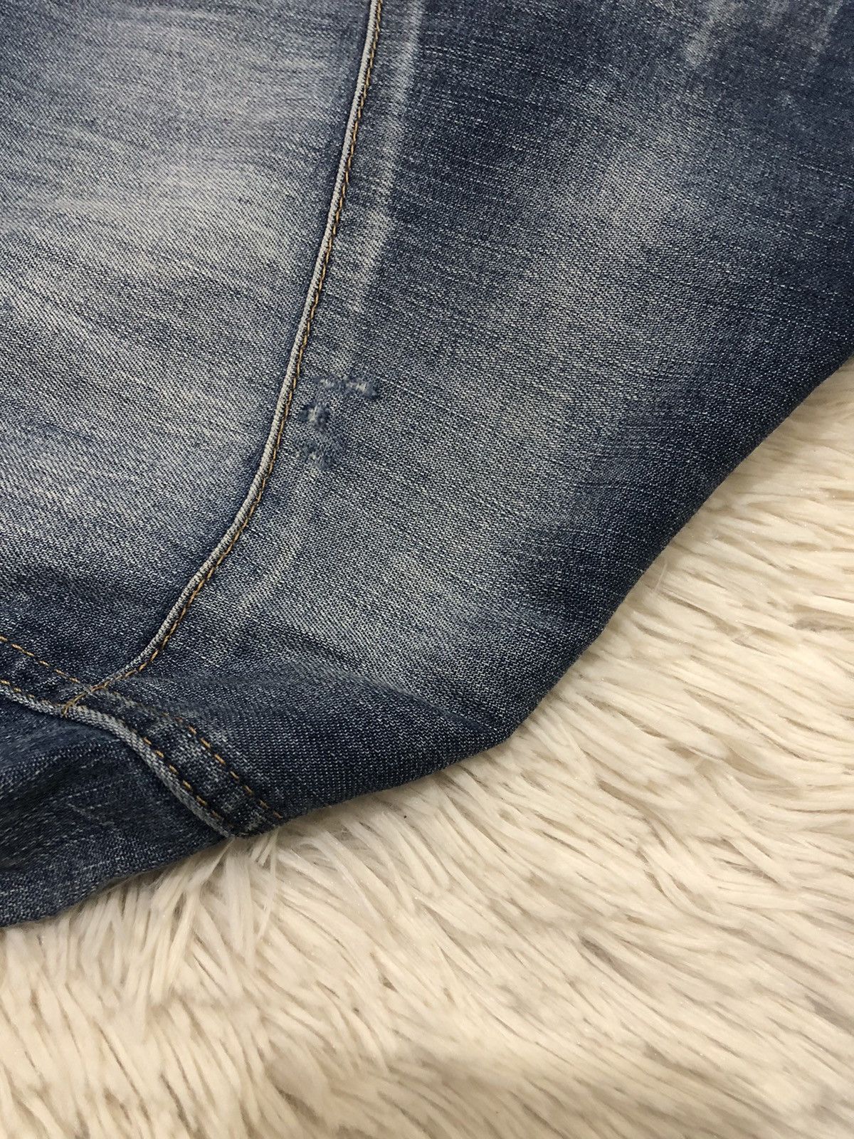 Dsquared2 Dsquared2 Distressed Denim Shirt Size US S / EU 44-46 / 1 - 15 Thumbnail