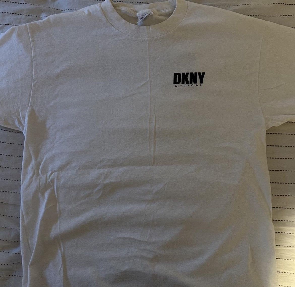 DKNY DKNY streetwear Graphic T-shirt Size US L / EU 52-54 / 3 - 1 Thumbnail