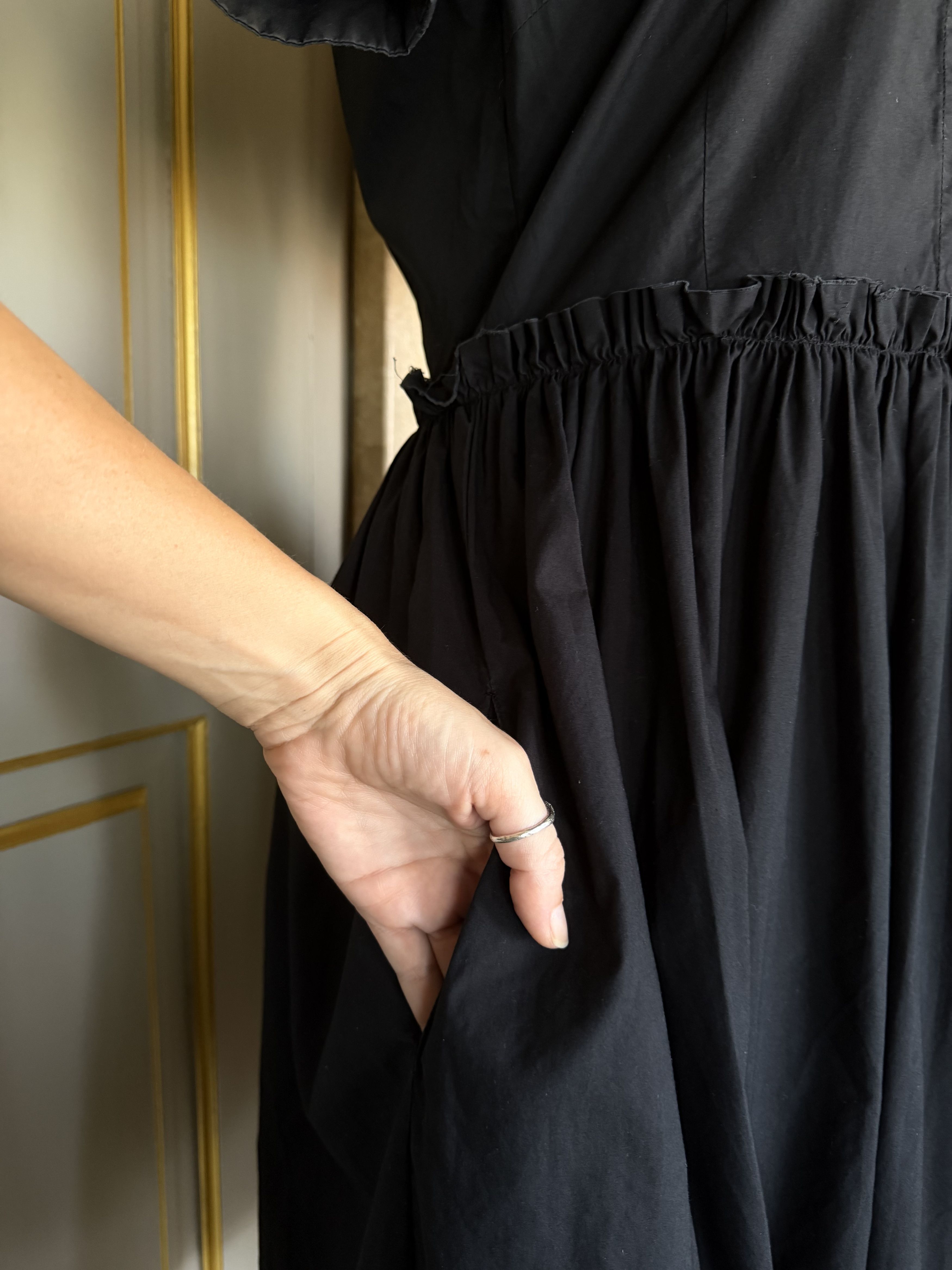 Tomorrowland Tomorrowland Black Pleated Shirt Dress Japan Midi Size S-M Size M / US 6-8 / IT 42-44 - 2 Thumbnail