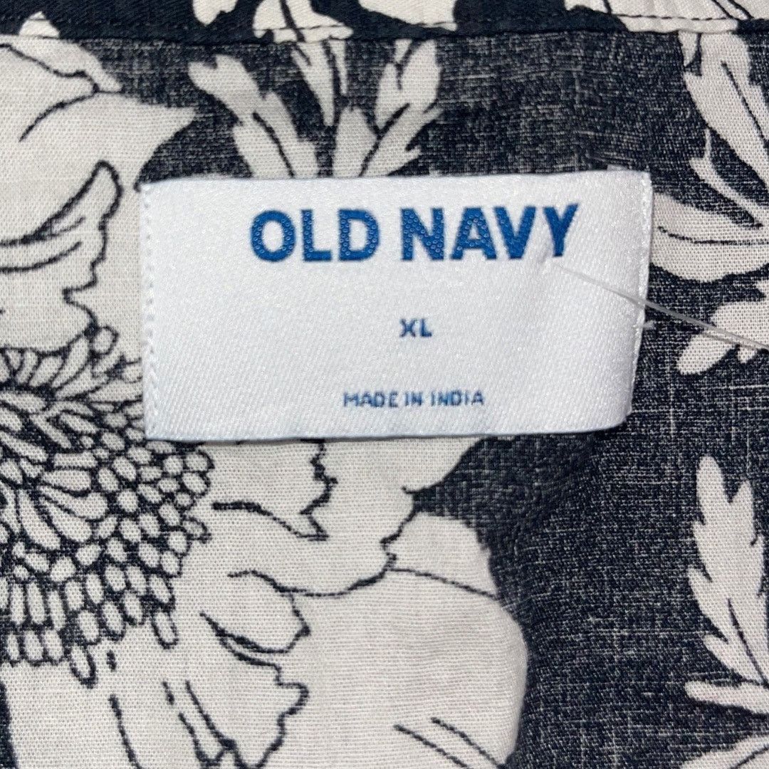 Old Navy Hawaiian Short Sleeve Shirt XL Resort Beach Vacation Summer Size US XL / EU 56 / 4 - 3 Thumbnail