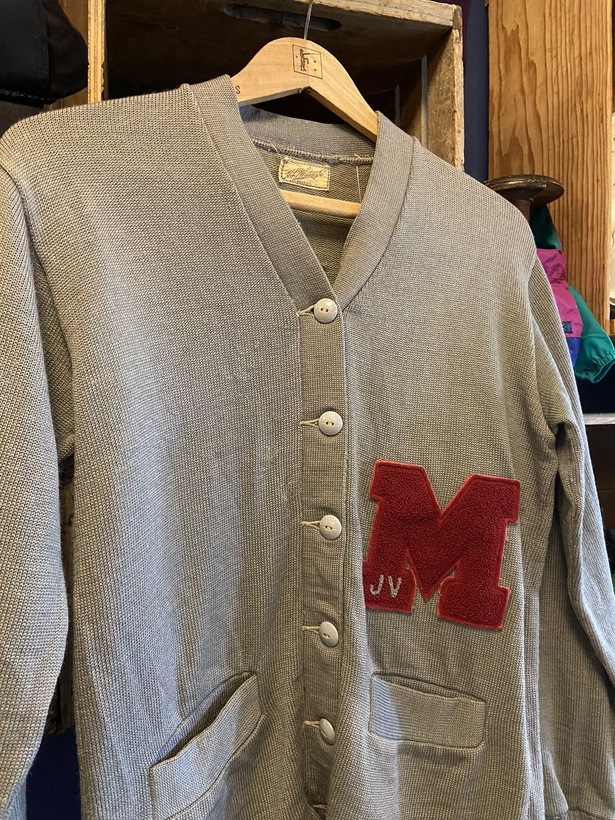Vintage Vintage 1940s HJ Whiting Co JV College Button up Cardigan Size US M / EU 48-50 / 2 - 1 Thumbnail