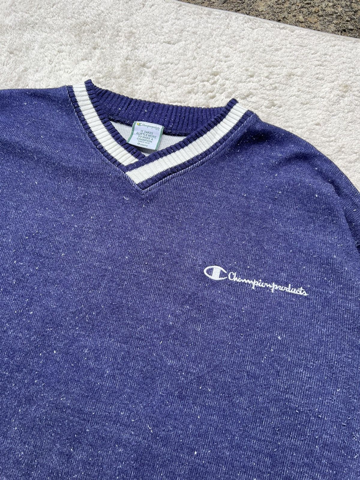 Champion × Vintage Vintage Champion Sweatshirt V-sheap coller Size US L / EU 52-54 / 3 - 7 Thumbnail