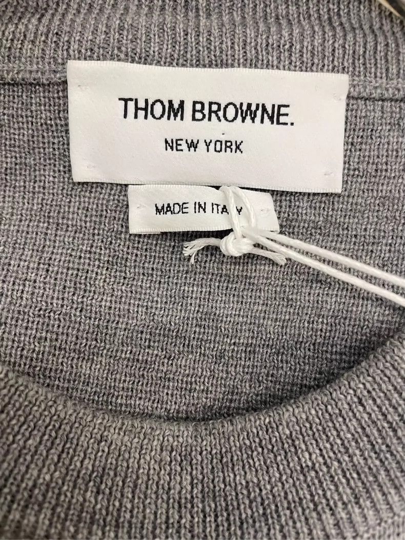 Thom Browne Thom Browne size4 Gray embroidered puppy wool round neck sw Size US XL / EU 56 / 4 - 5 Thumbnail