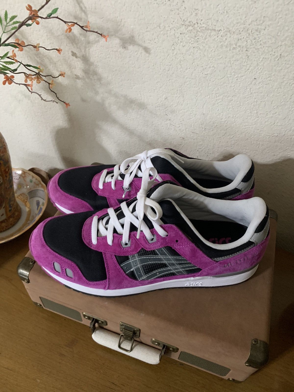 Asics × Awake NY ASICS Gel-Lyte 111 OG X Awake NY Black Pink Size US 12 / EU 45 - 10 Thumbnail