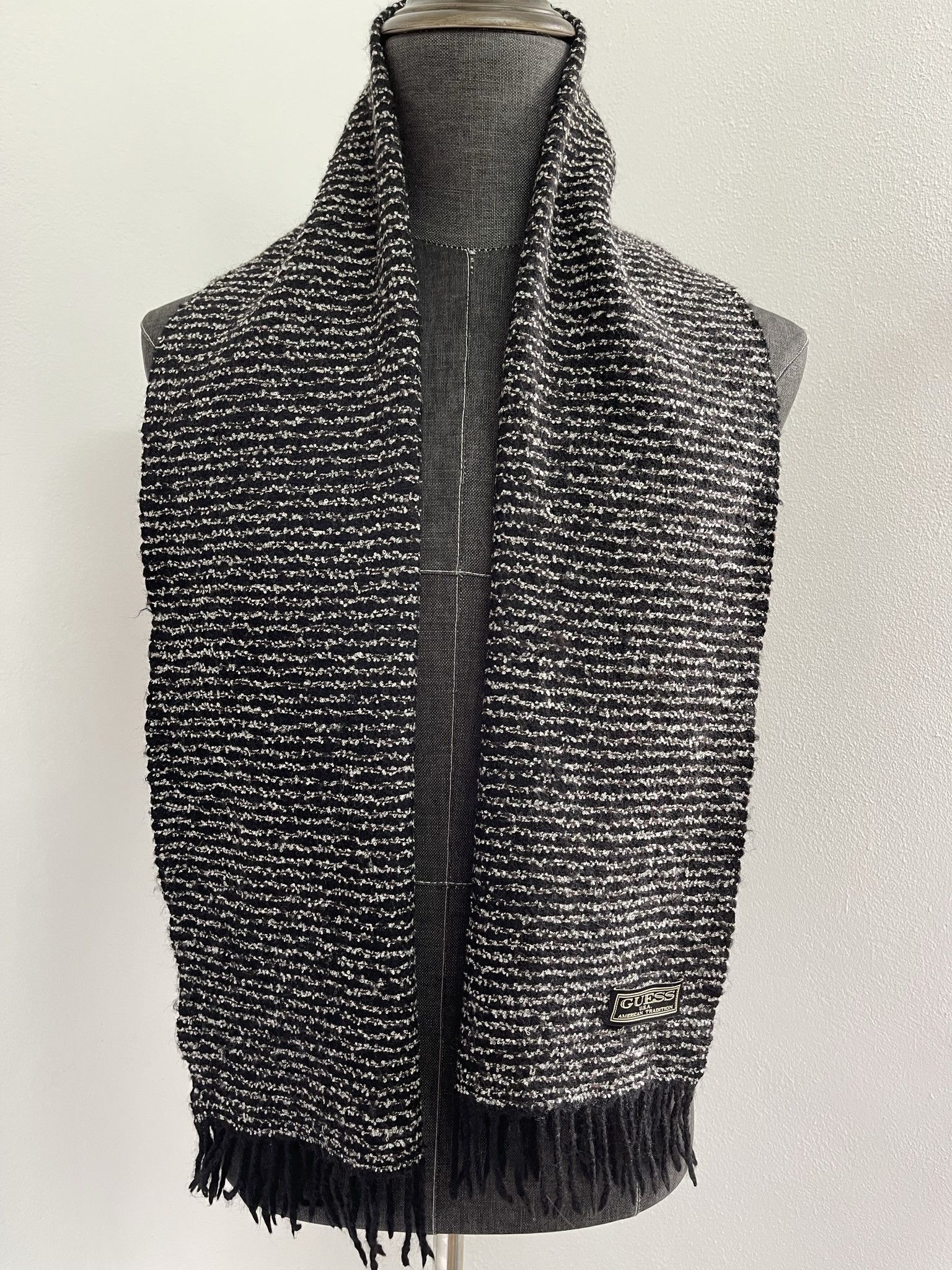 Guess Vintage Guess Scarf / Muffler - 6005 Size ONE SIZE - 1 Thumbnail