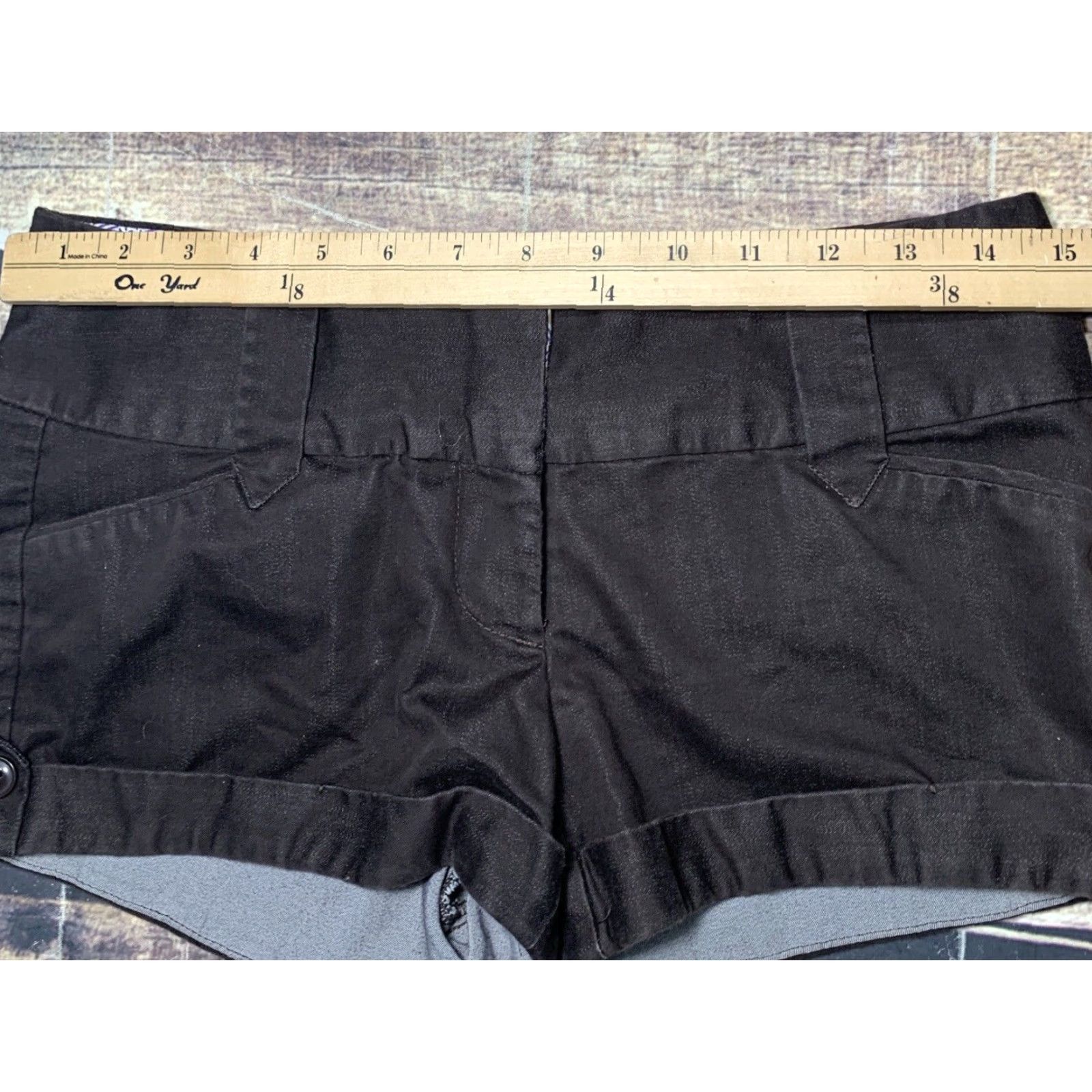 Vintage Charlotte Russe Womens Shorts Dark Brown Size 7 Flap Pockets Cuffed Waist 30 Shorts Size 28" / US 6 / IT 42 - 5 Thumbnail