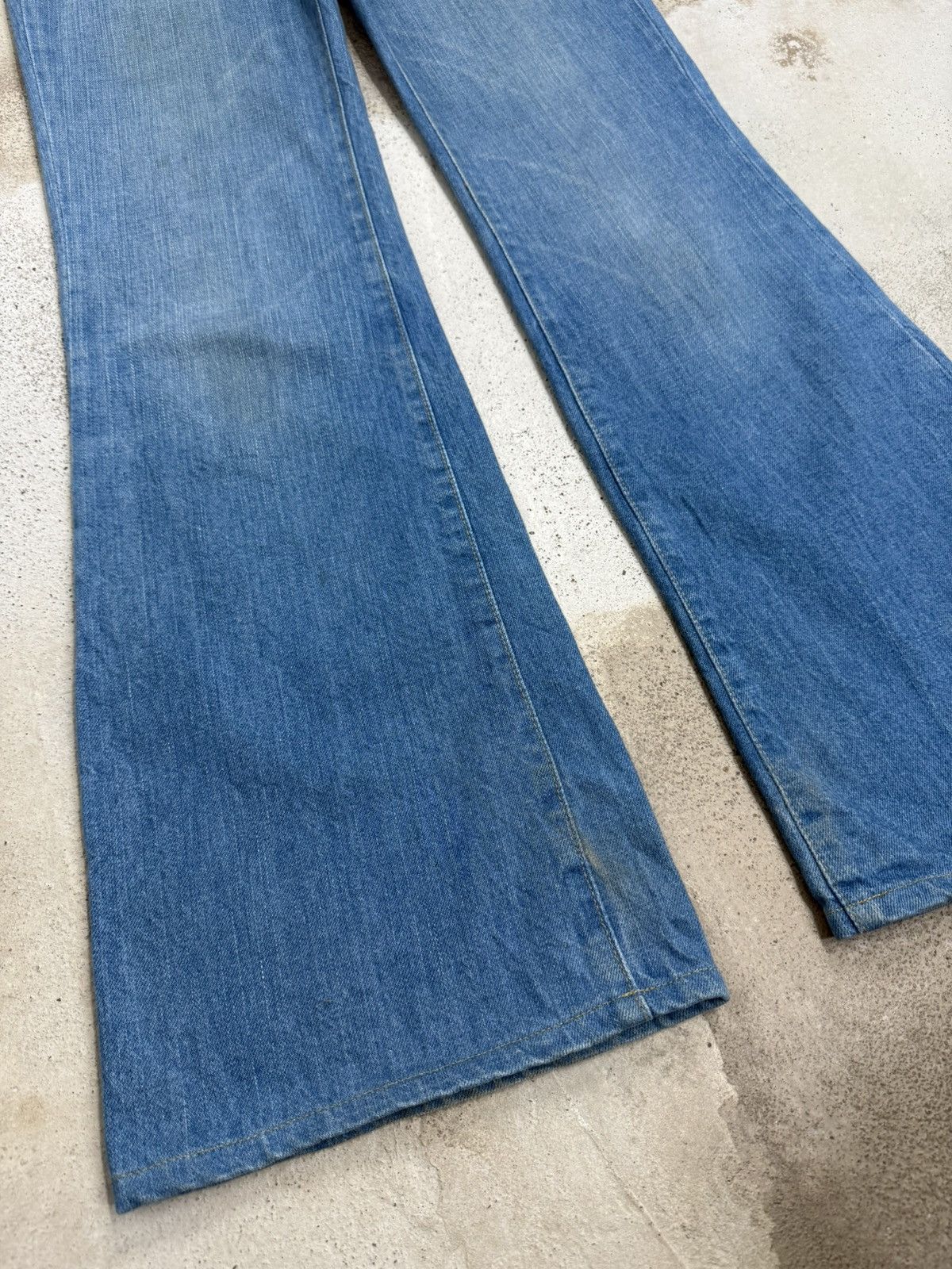 Diesel Vintage Diesel Wide Leg Flare Unisex Whisker Denim Size 26" / US 2 / IT 38 - 5 Thumbnail