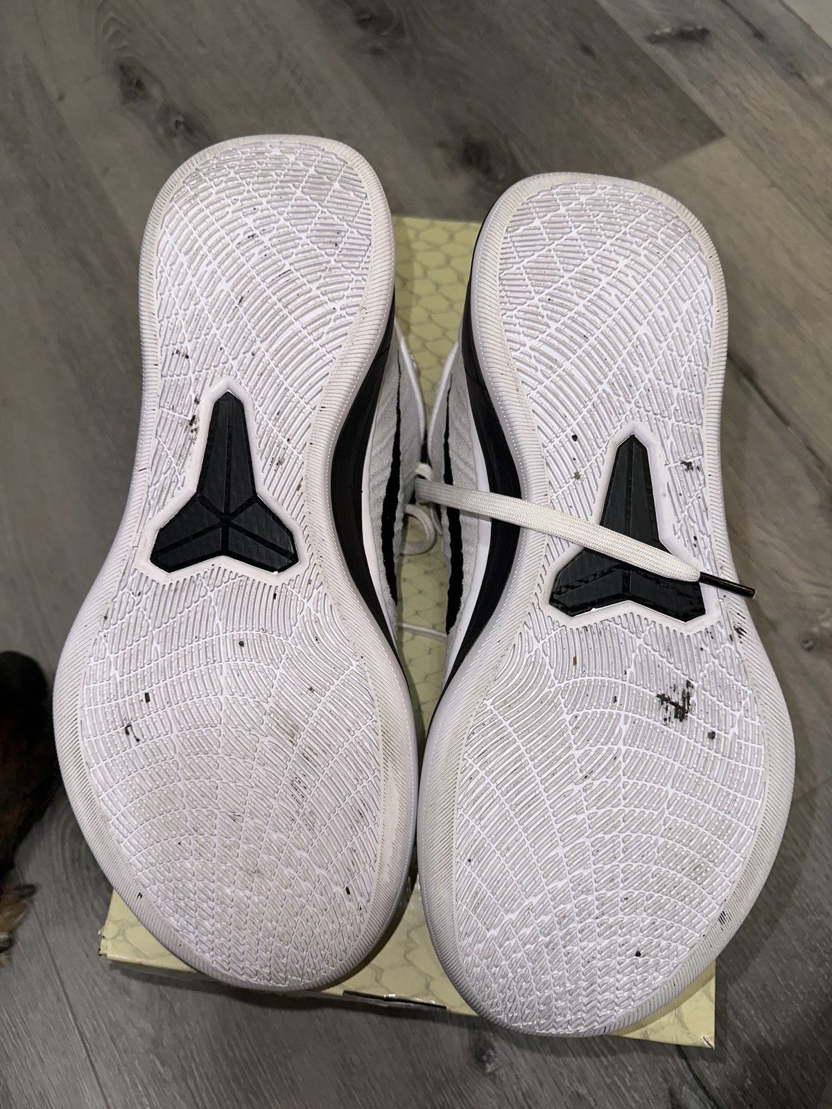 Nike Kobe AD TB PROMO Size US 11.5 / EU 44-45 - 3 Thumbnail