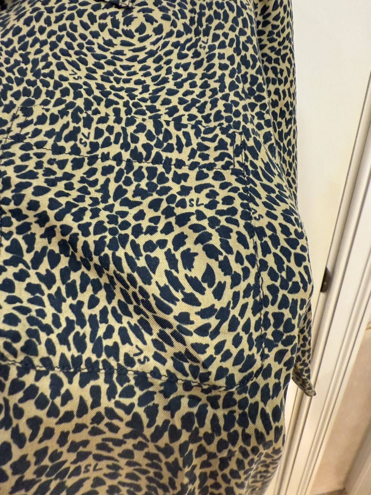 Saint Laurent Paris Leopard-print bowling shirt size L Size US M / EU 48-50 / 2 - 9 Thumbnail