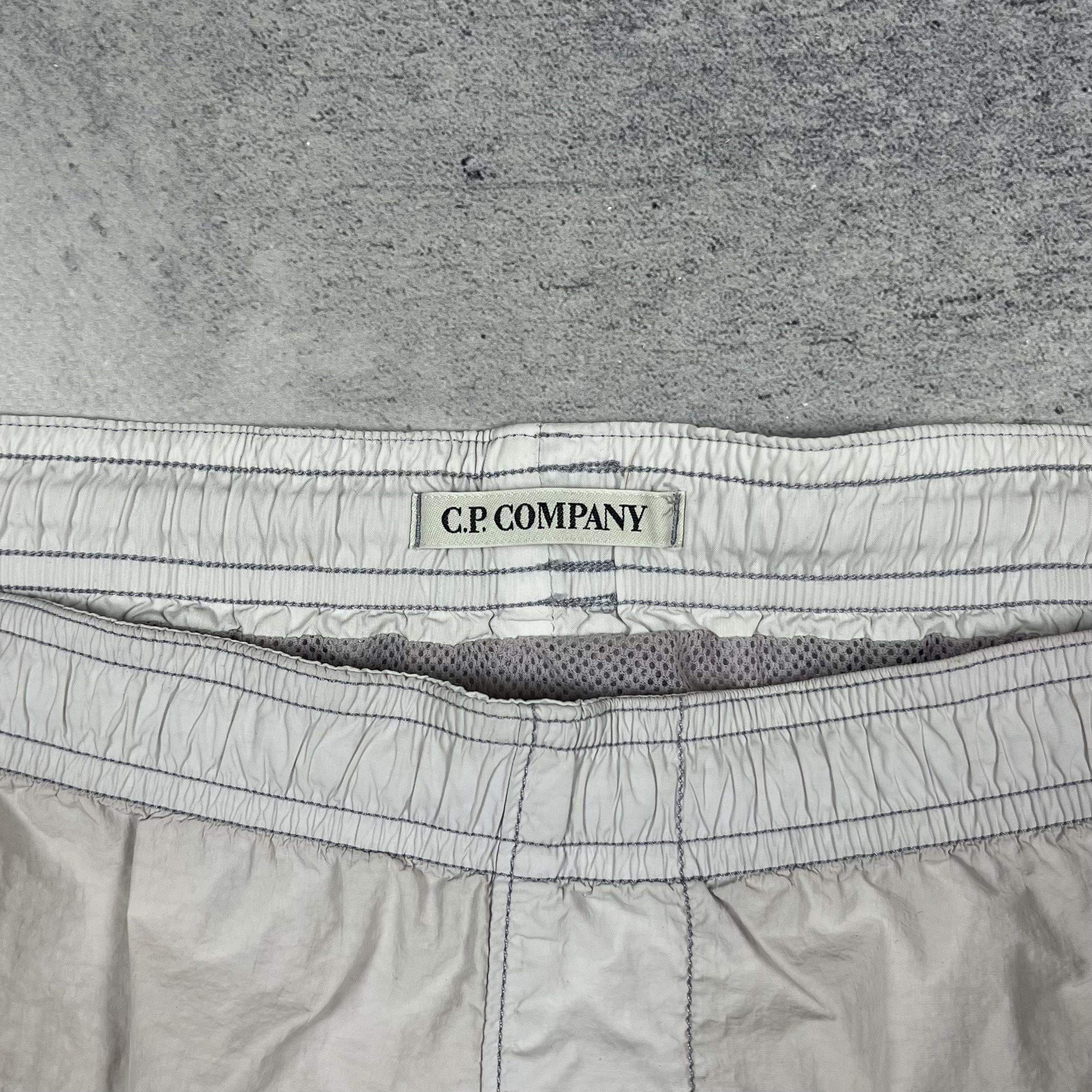 C.P. Company C.P. Company Cargo Swim Shorts Size US 38 / EU 54 - 12 Thumbnail