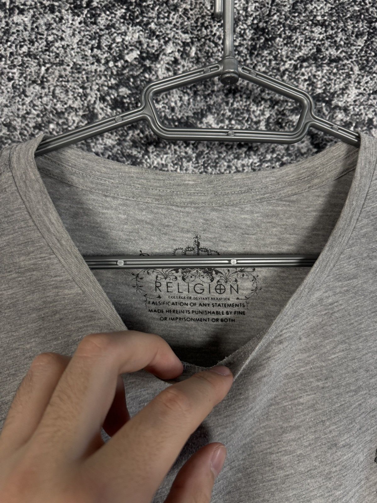 Vintage Men’s Religion London T-Shirt Streetwear Basic Tee Size XXL Size US XXL / EU 58 / 5 - 7 Thumbnail