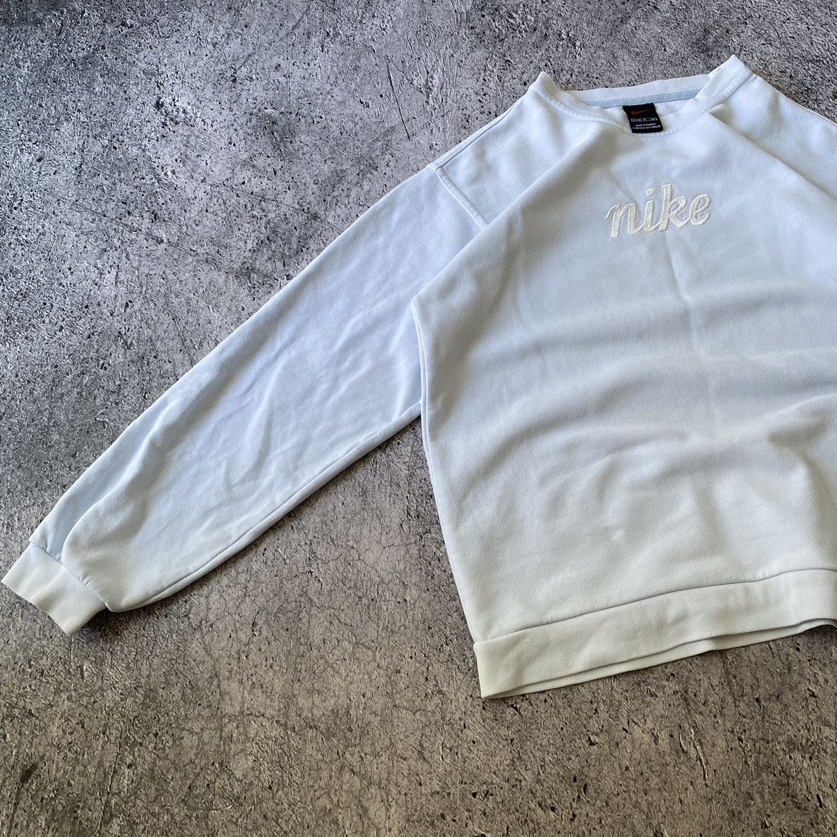 Nike Nike 90s sweatshirt big logo center swoosh y2k Size US S / EU 44-46 / 1 - 3 Thumbnail