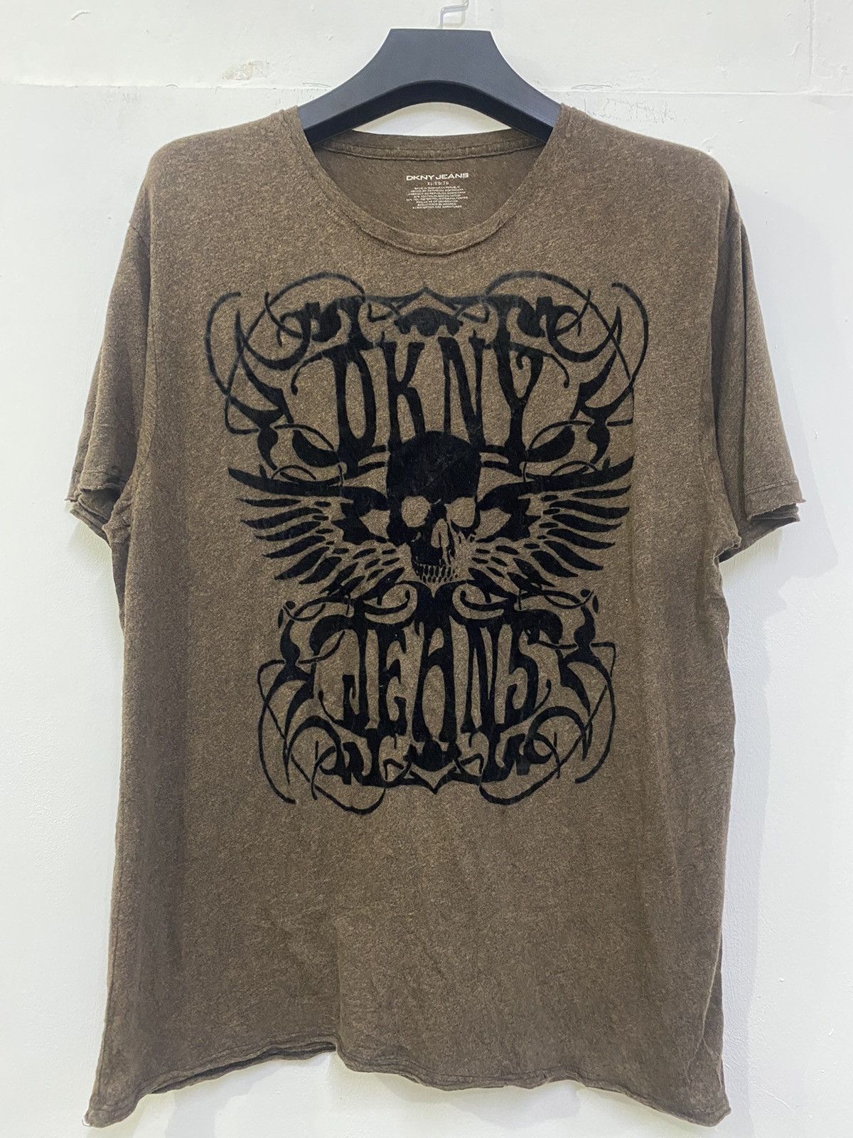 DKNY 💥 DKNY JEANS SKULL WINGS EMBROIDED AFFLICTION DESIGN Size US XL / EU 56 / 4 - 1 Thumbnail