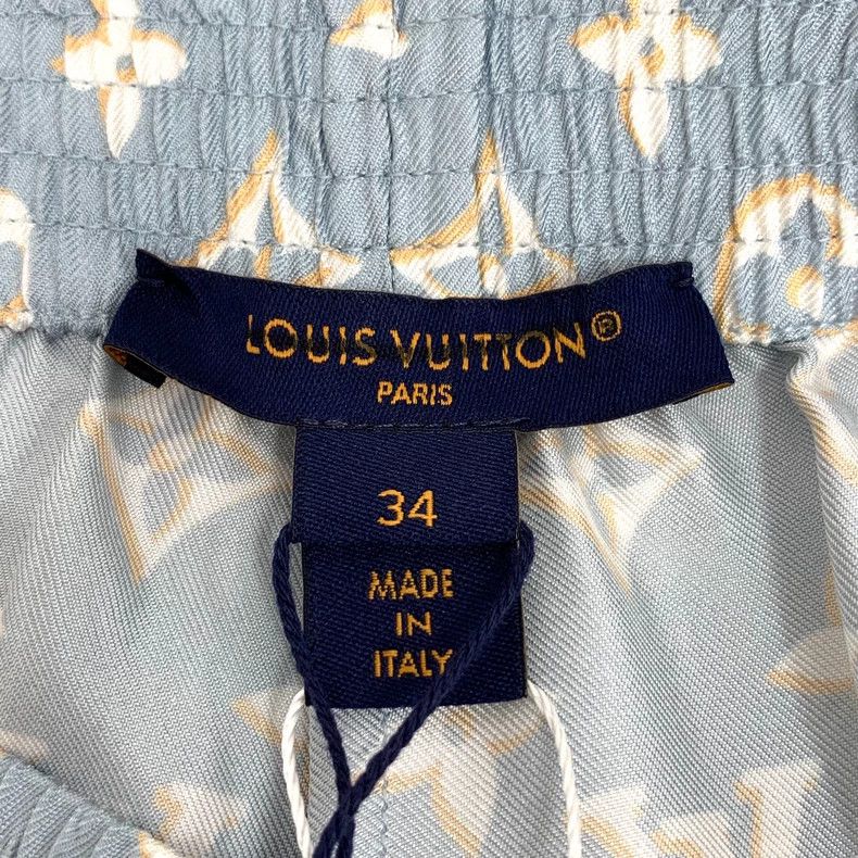 Louis Vuitton Louis Vuitton 23 light blue logo printed mulberry silk cas Size 33" - 5 Thumbnail