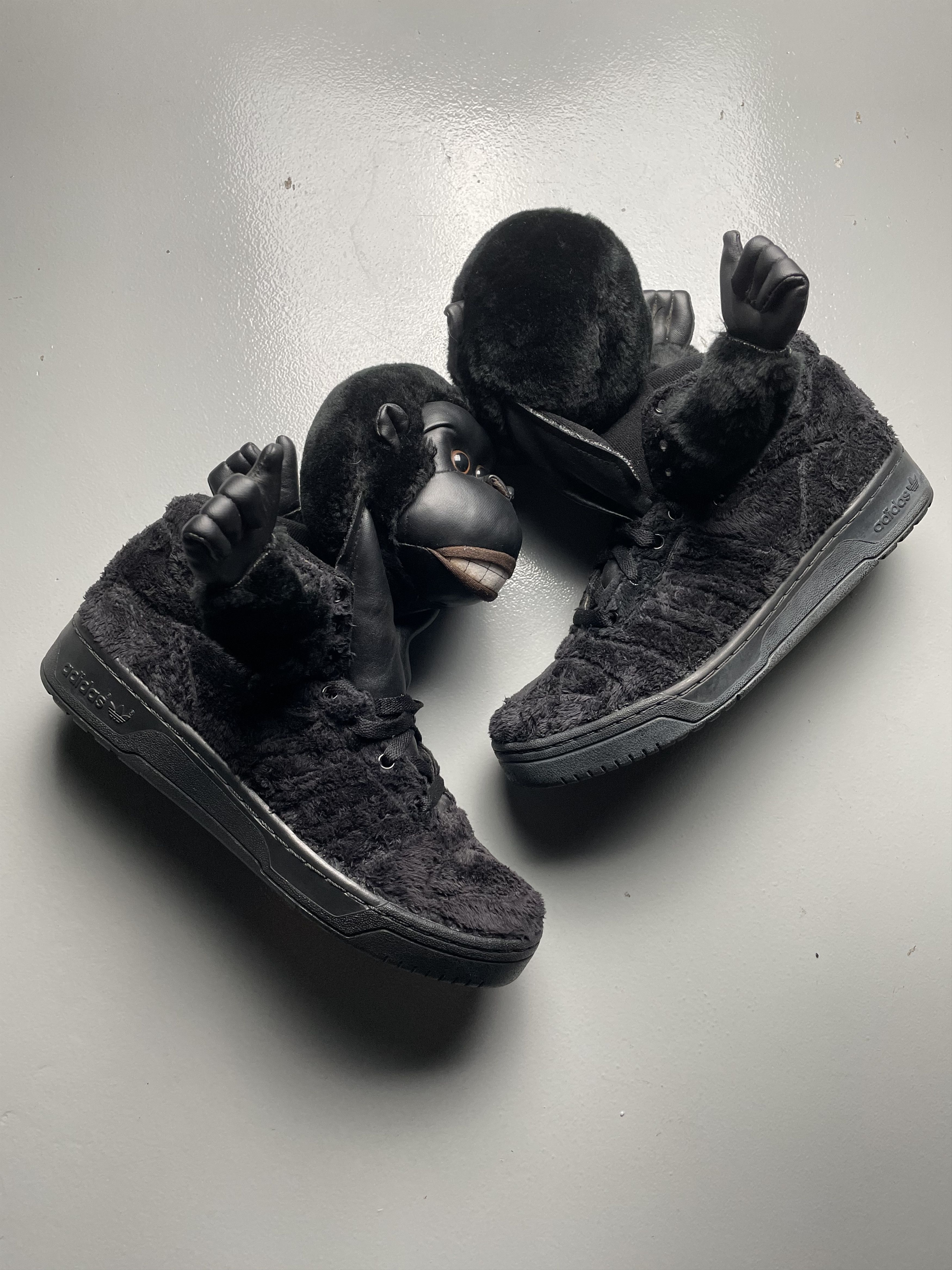Adidas × Jeremy Scott adidas Originals by Jeremy Scott S/S 2012 JS Gorilla Size US 9 / EU 42 - 4 Thumbnail