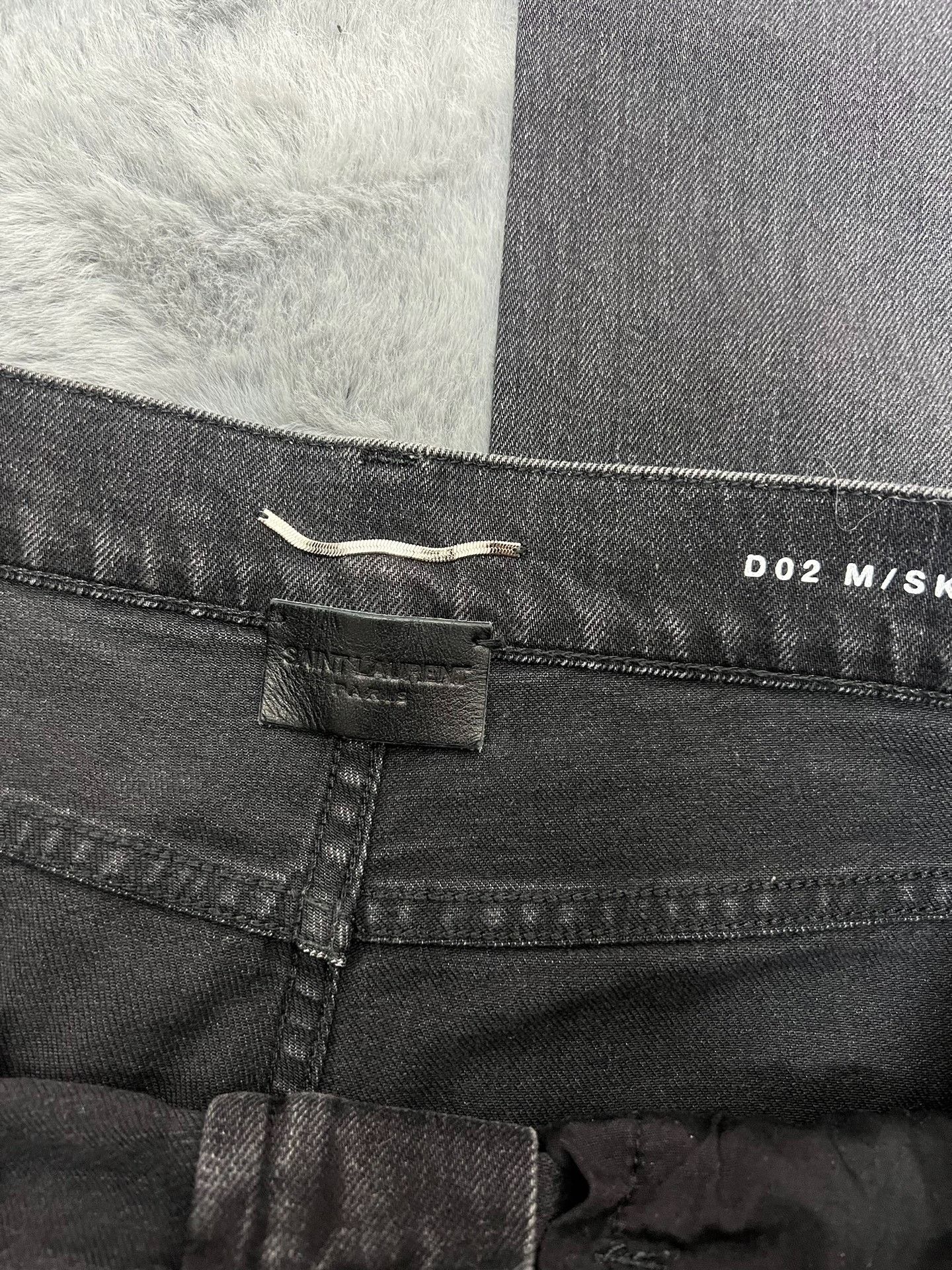 Saint Laurent Paris Saint laurent Cat Whiskers Wash Old Smoky Black Jeans 2501 Size US 31 - 3 Thumbnail