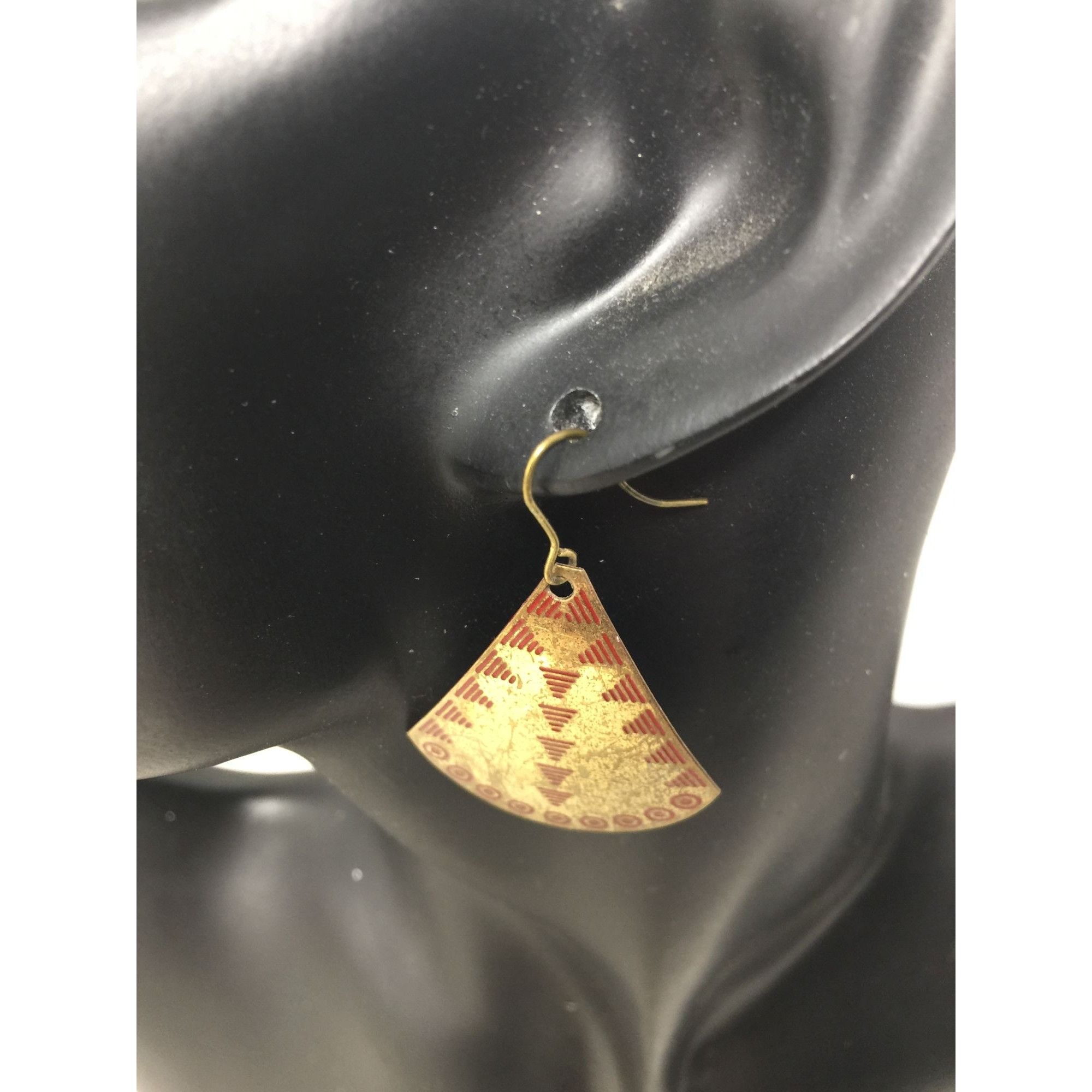 Other Women's Gold Tone Earrings with Red Shape Design on them Size ONE SIZE - 6 Thumbnail