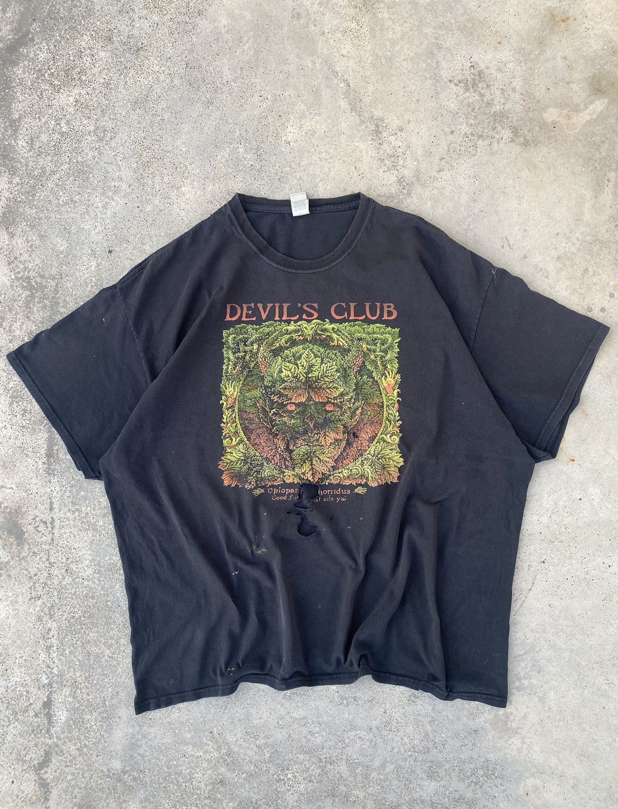 Band Tees Distressed Sun Faded Demon Devils Head Tees Size US XXL / EU 58 / 5 - 1 Thumbnail