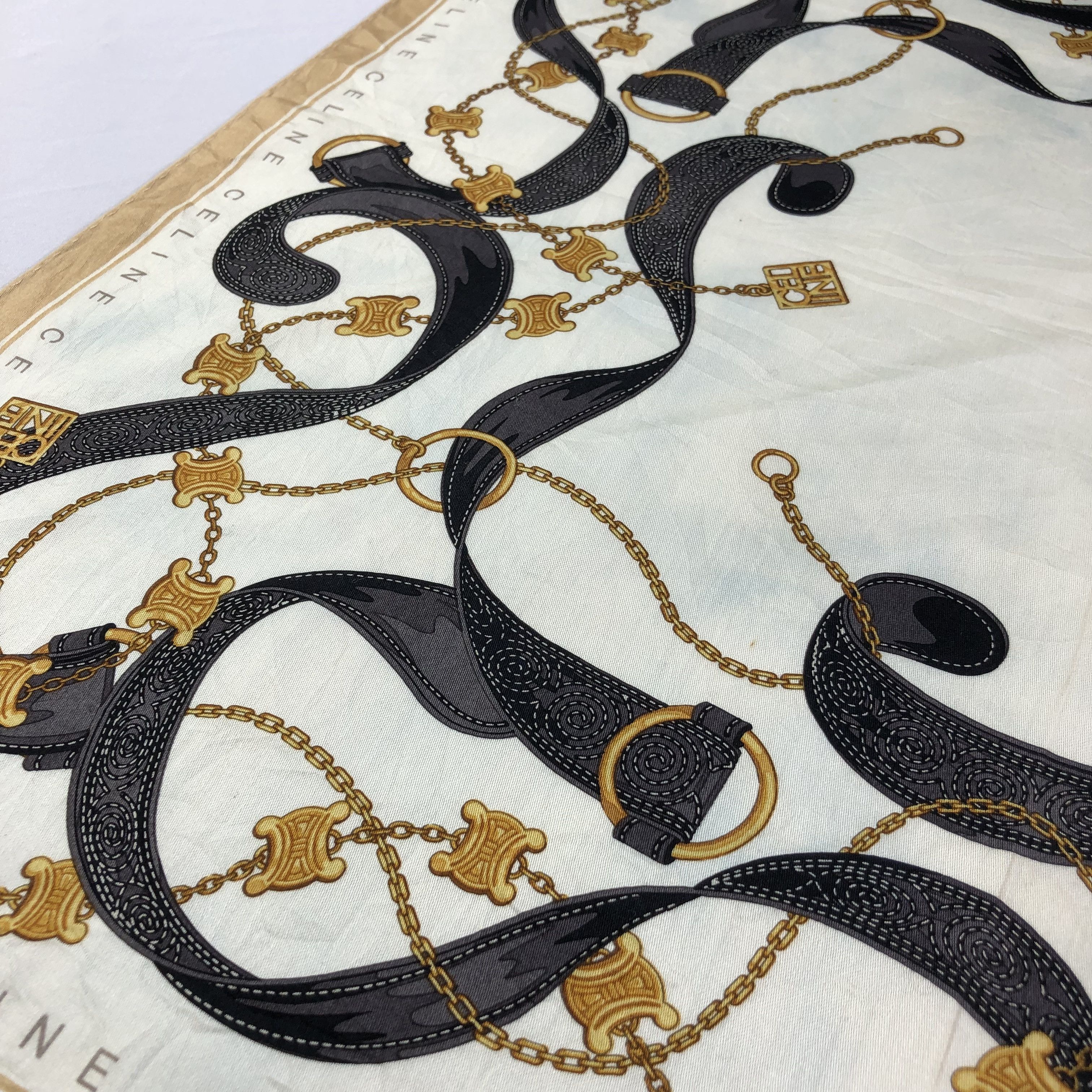 Japanese Brand Celine Gold Chains Handkerchief Neckerchief Bandana H2076 Size ONE SIZE - 7 Thumbnail