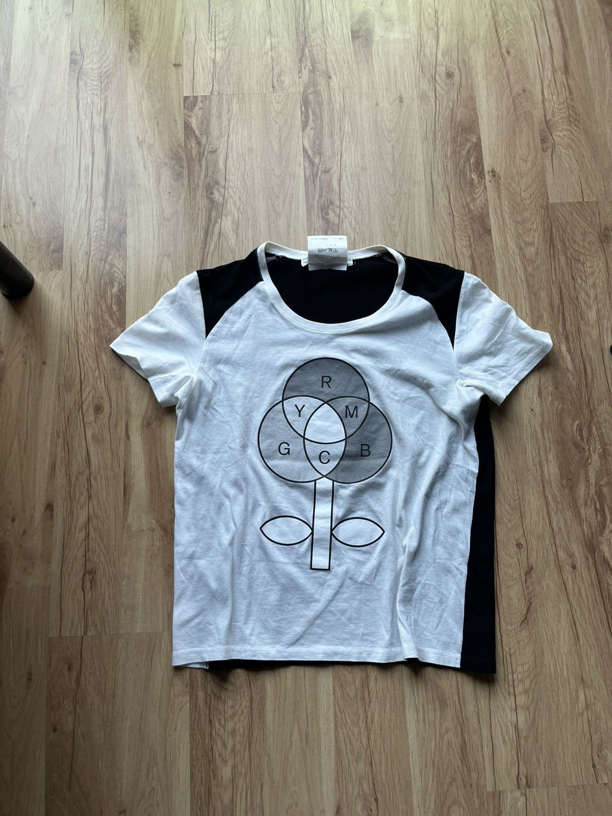 ANREALAGE anrealage tshirt RGB color 2013 a/w Size US S / EU 44-46 / 1 - 1 Thumbnail