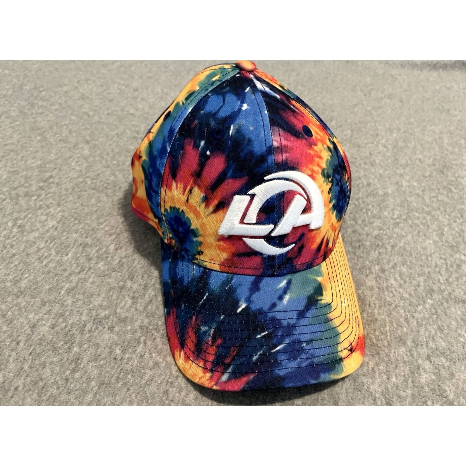 New Era New Era Los Angeles Rams Tie-Dye Cap 39THIRTY Hat M/L Men Football Cap Tie-Dye Cap Rams 39THIRTY Medium/Large Mens Size ONE SIZE - 2 Thumbnail