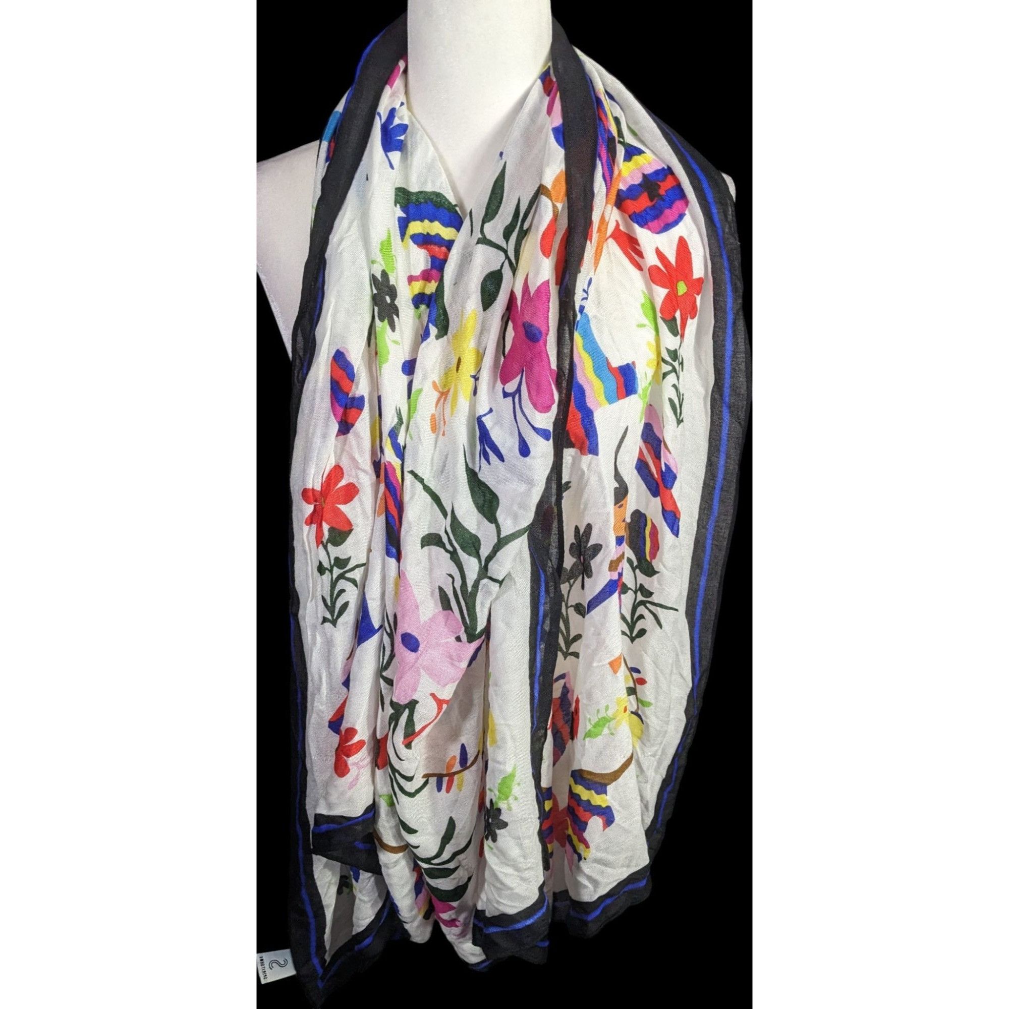 Other Texas-Themed Lightweight Scarf With Vibrant Floral & Animal Size ONE SIZE - 4 Thumbnail