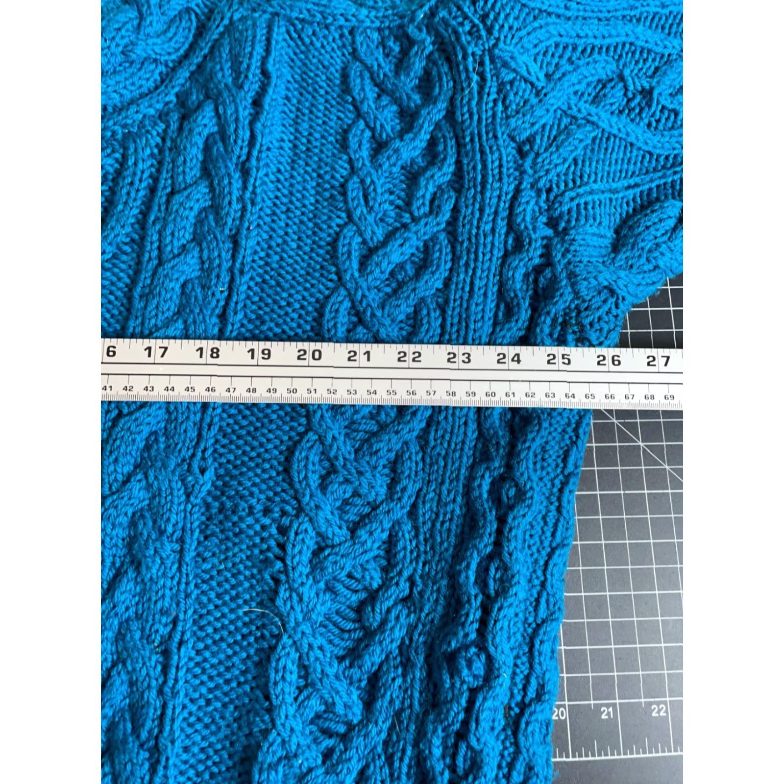 Vintage Handknit Wool Cable Knit Sweater Women's 2XL Blue Heavyweight Crewneck Size XXL / US 16-18 / IT 52-54 - 6 Thumbnail