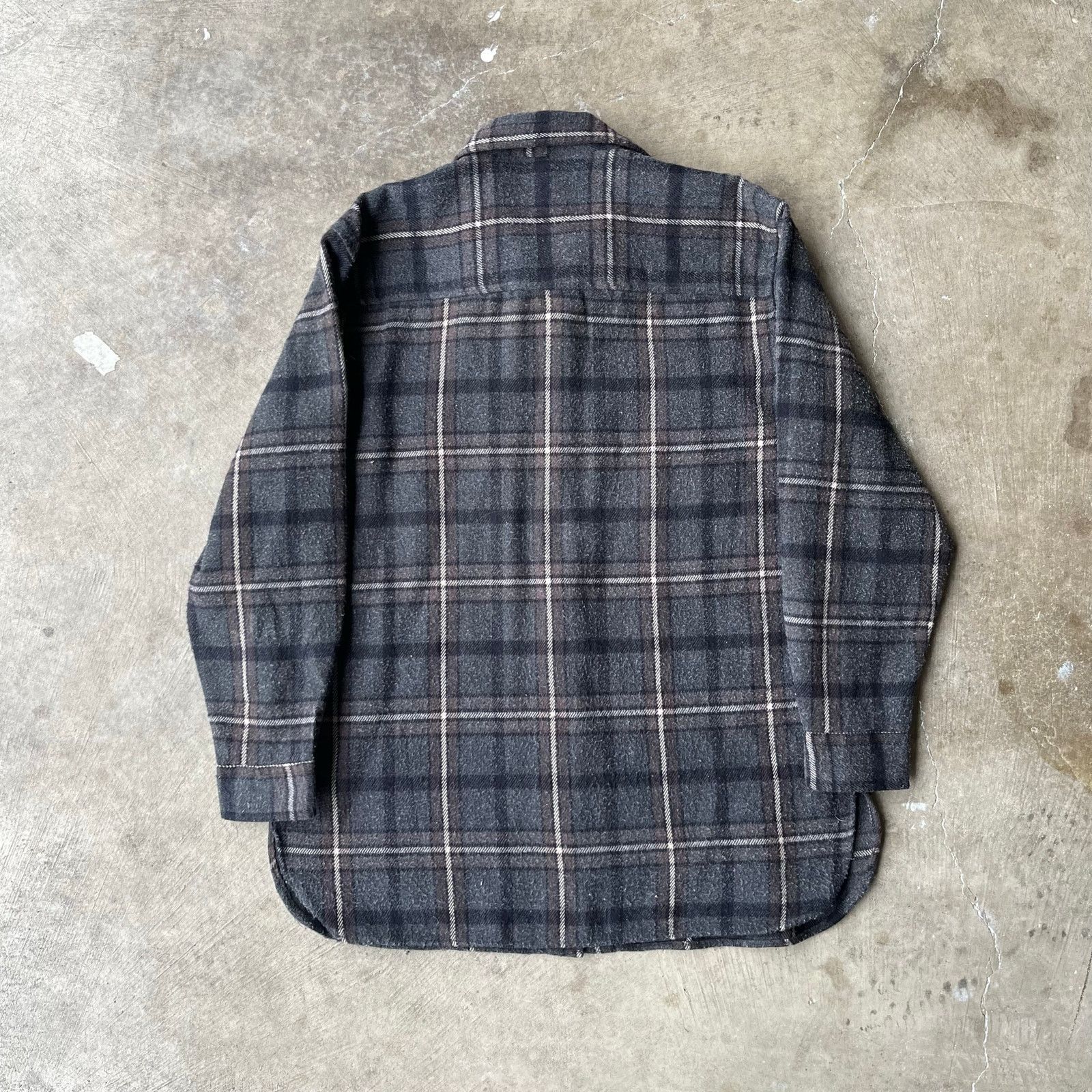 Vintage VINTAGE WOOL ACRYLIC BOARD SHIRT FLANNEL MEDIUM GRAY Size US M / EU 48-50 / 2 - 2 Thumbnail