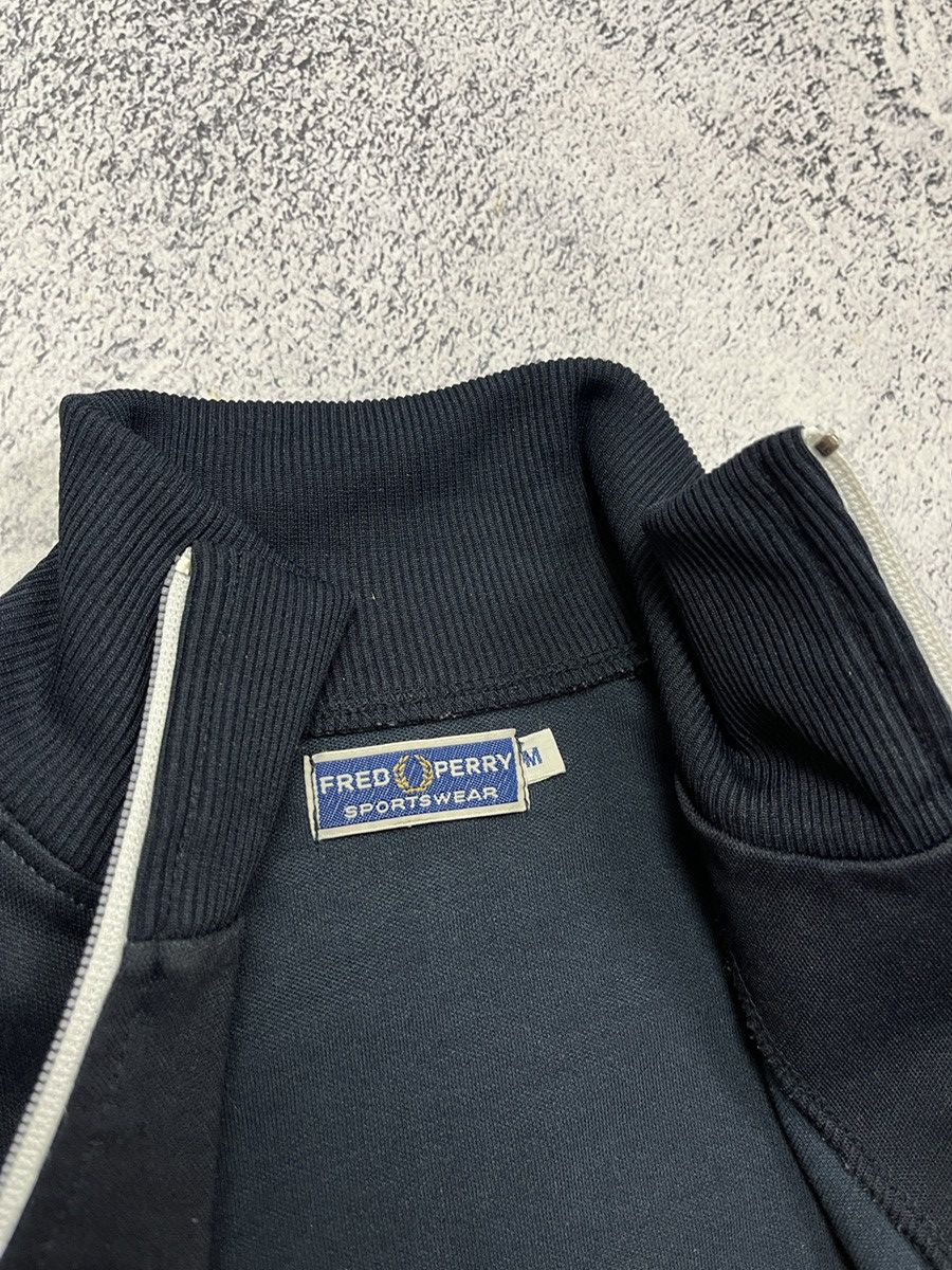 Fred Perry Vintage Fred Perry Track Jacket Sweater Striped Logo Y2k Size US M / EU 48-50 / 2 - 5 Thumbnail