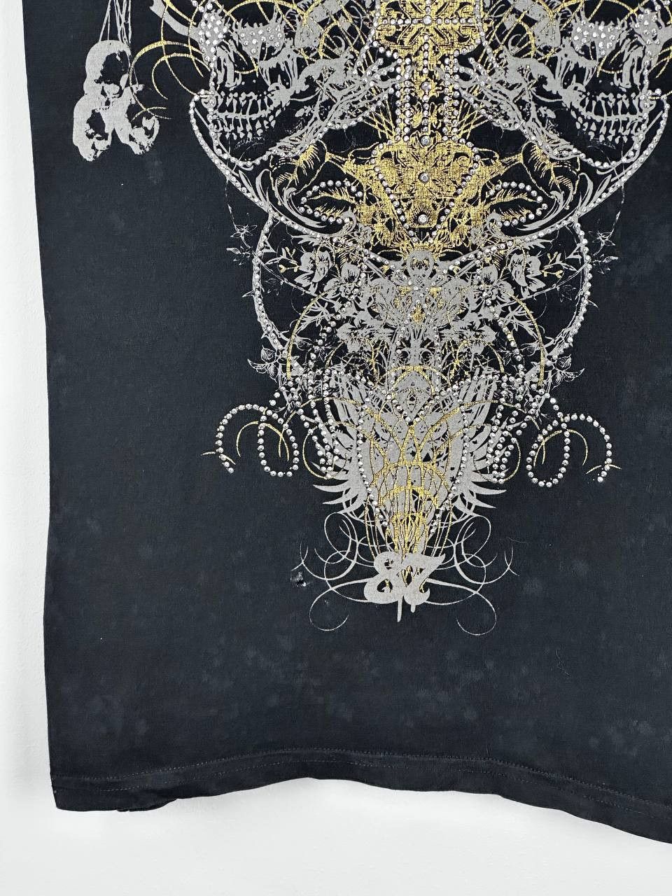 Vintage Avant Garde Rhinestone Skull Cross Wings T Shirt Size US L / EU 52-54 / 3 - 6 Thumbnail