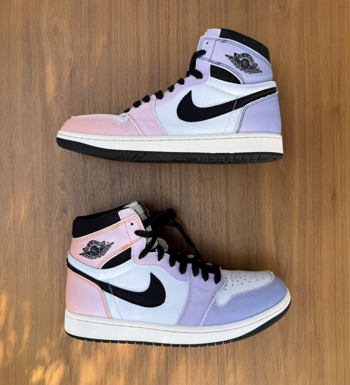 Jordan Brand Air Jordan 1 OG High Skyline Size 9 Size US 9 / EU 42 - 1 Thumbnail