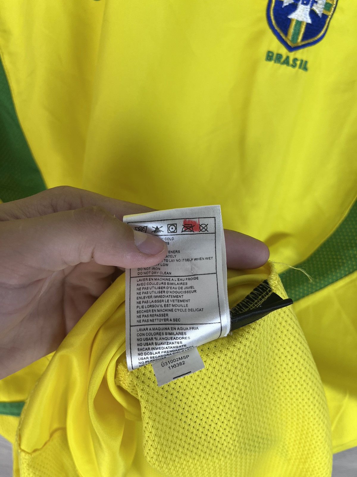 Nike Vintage men’s soccer jersey Nike Brazil 🇧🇷sport drill Size US L / EU 52-54 / 3 - 11 Thumbnail