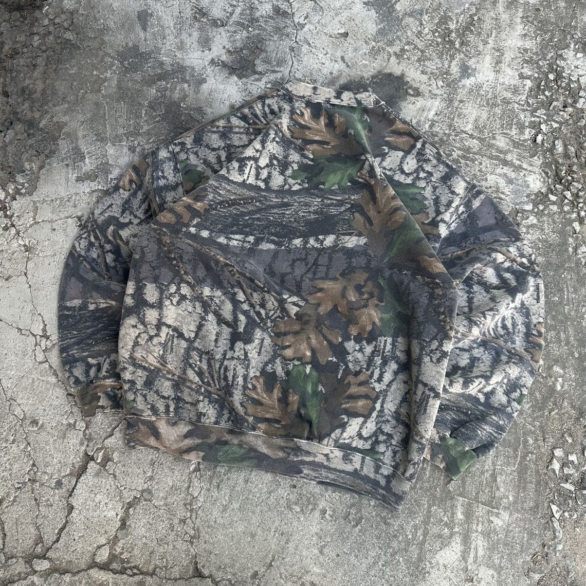 Jerzees × Realtree Rare! Crazy Vintage Carhartt Style Realtree Camo Sweatshirt Size US XL / EU 56 / 4 - 10 Thumbnail