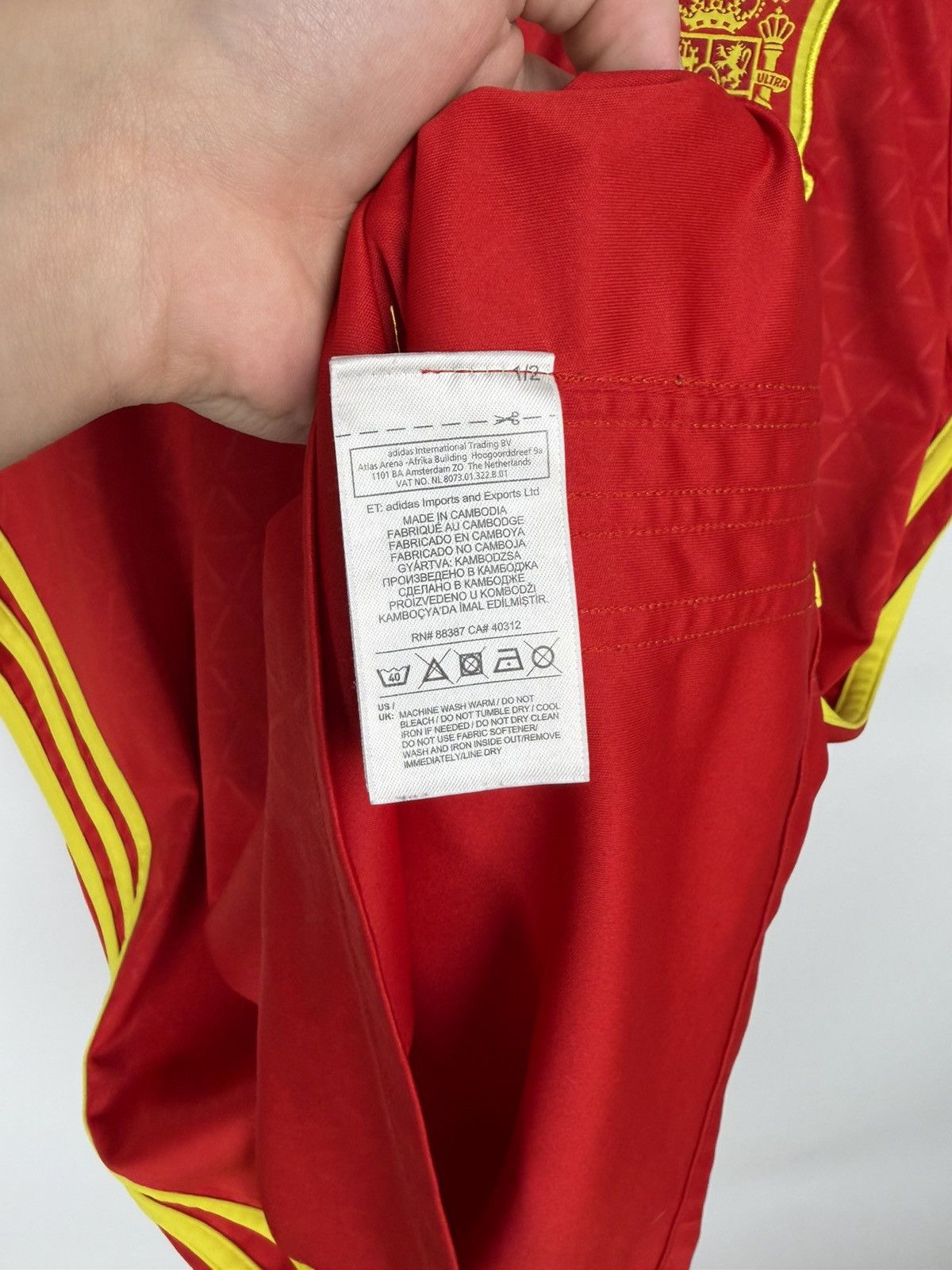 Adidas Adidas Spain 2015 football jersey Size US M / EU 48-50 / 2 - 9 Thumbnail