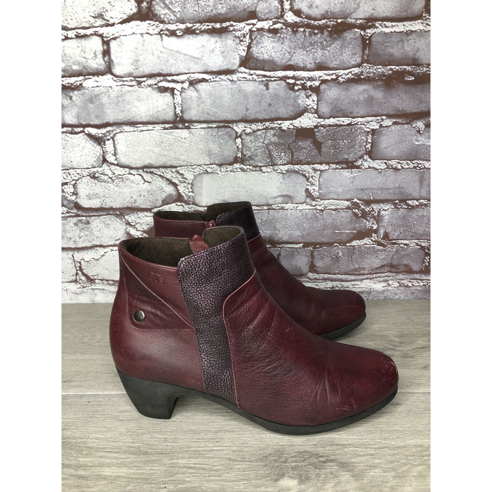 Other Treintas Burgundy Leather Pebble Ankle Side Zip Heel Boots W Size US 8.5 / IT 38.5 - 20 Thumbnail