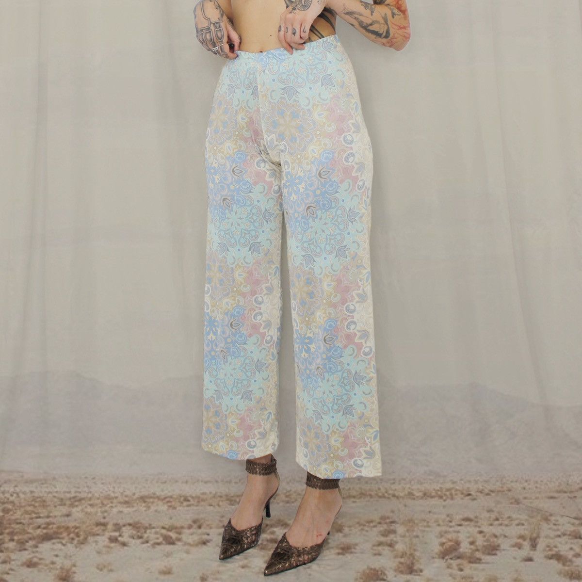⛲️PAISLEY BEIGE PANTS⛲️