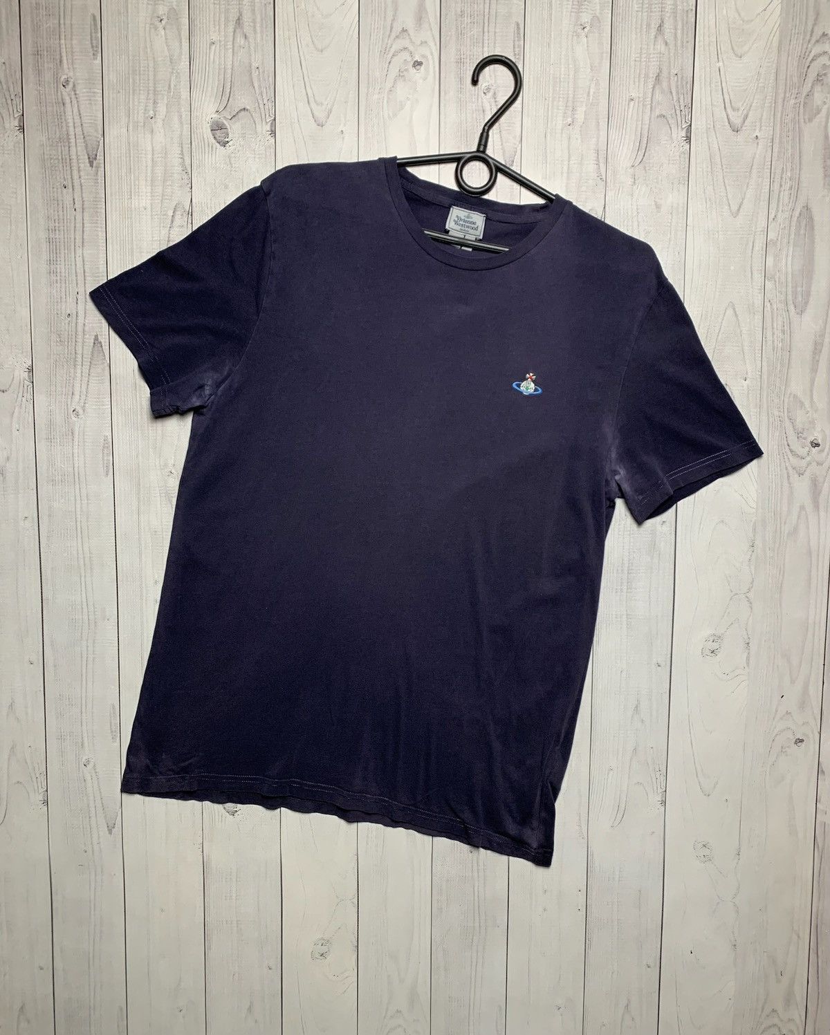 Vivienne Westwood Vintage Vivienne Westwood tee logo distressed Size US M / EU 48-50 / 2 - 1 Thumbnail