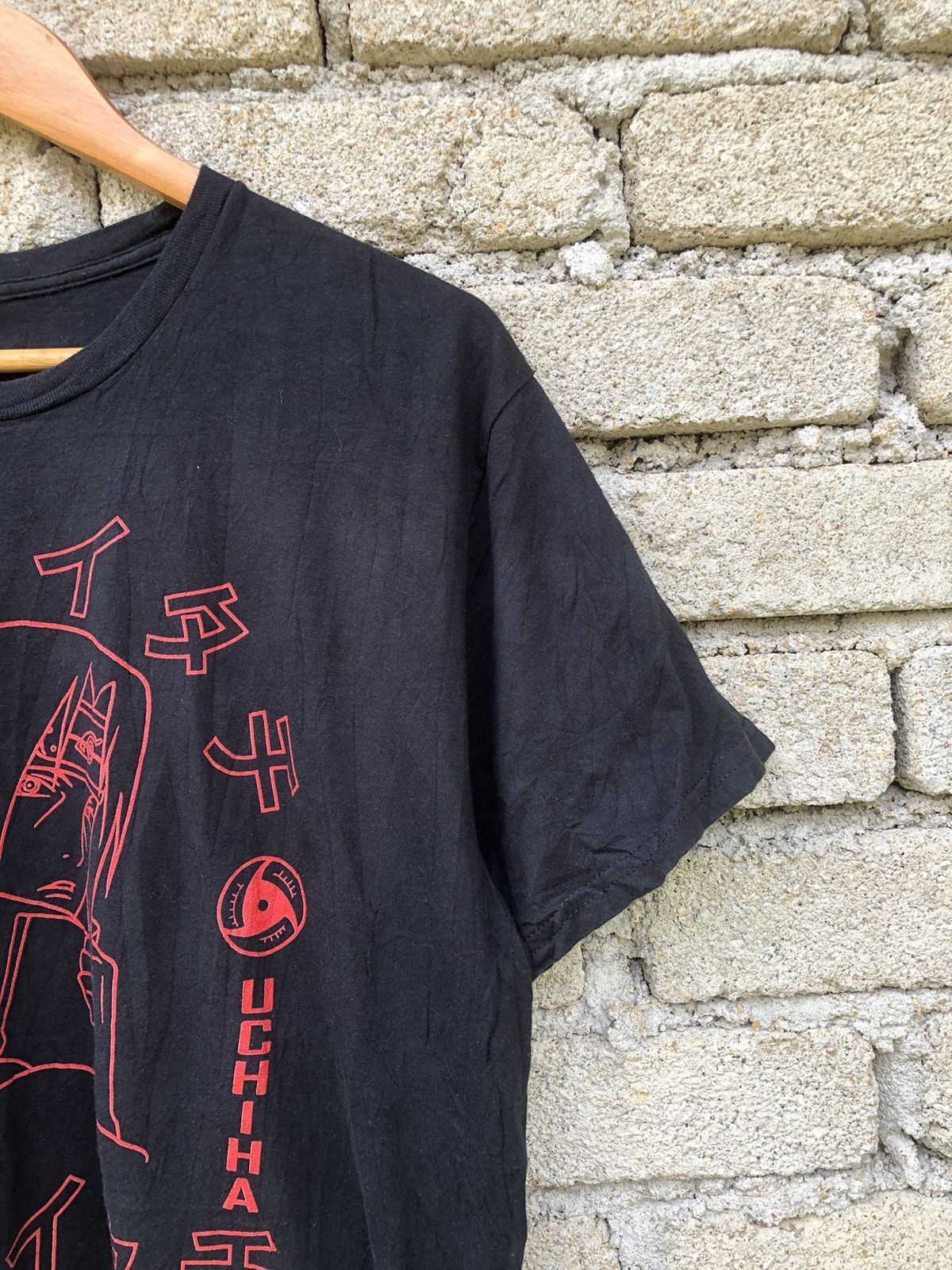 Anime × Japanese Brand × Vintage Japanese Anime Naruto Itachi Uchiha Tshirt Size US L / EU 52-54 / 3 - 5 Thumbnail