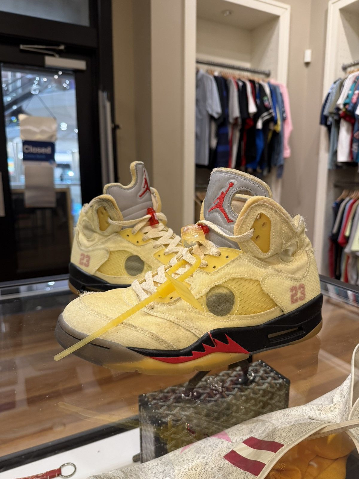 Jordan Brand × Off-White Off-White x Jordan 5 Retro ‘Off-White Sail’ Size US 8.5 / EU 41-42 - 1 Thumbnail