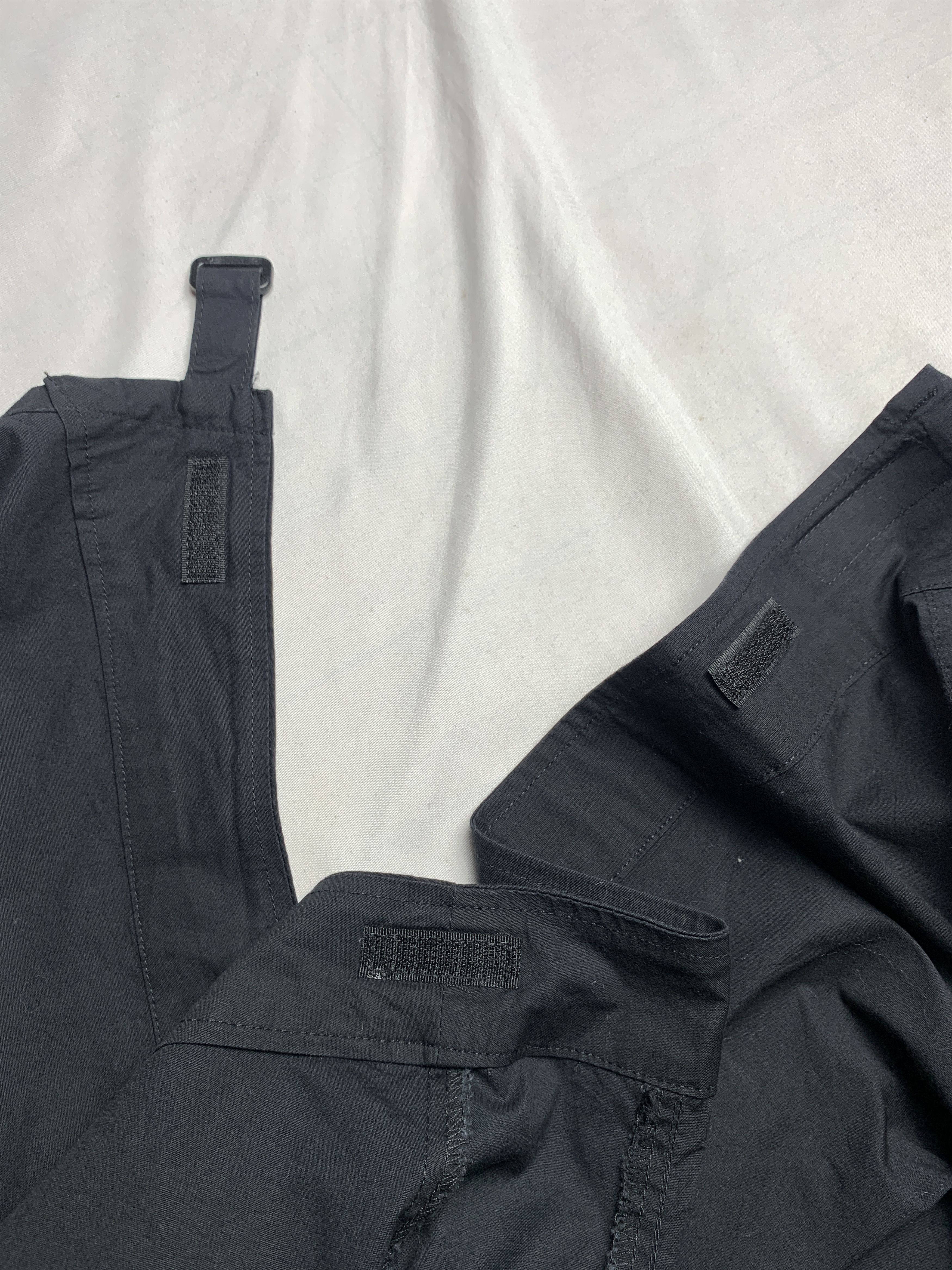 Japanese Brand Quechua Black Pocket Outer Wrapped Skirt (26-33) Size 28" / US 6 / IT 42 - 7 Thumbnail