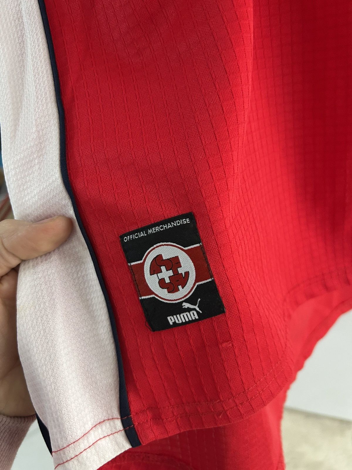Puma × Vintage 1999/00 Switzerland Home jersey Size US XL / EU 56 / 4 - 5 Thumbnail