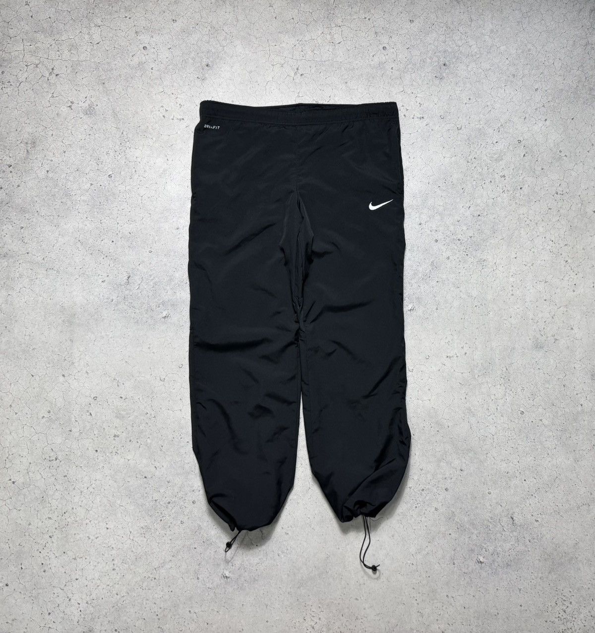 Nike Nike Nylon Vintage Track Pants Baggy Drill Swoosh Y2K Size US 32 / EU 48 - 1 Thumbnail