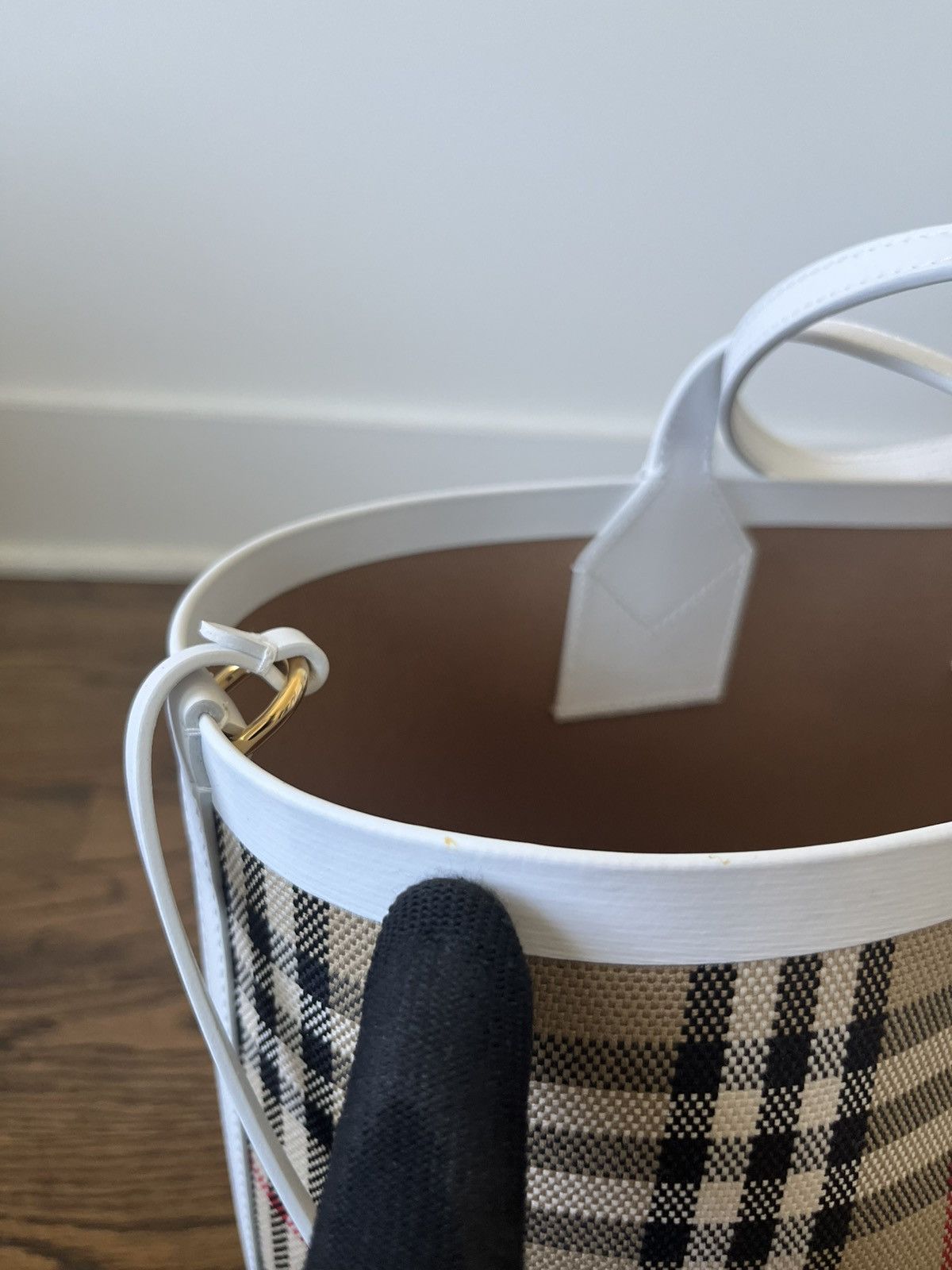 Burberry Burberry Medium London Tote Bag Size ONE SIZE - 22 Thumbnail